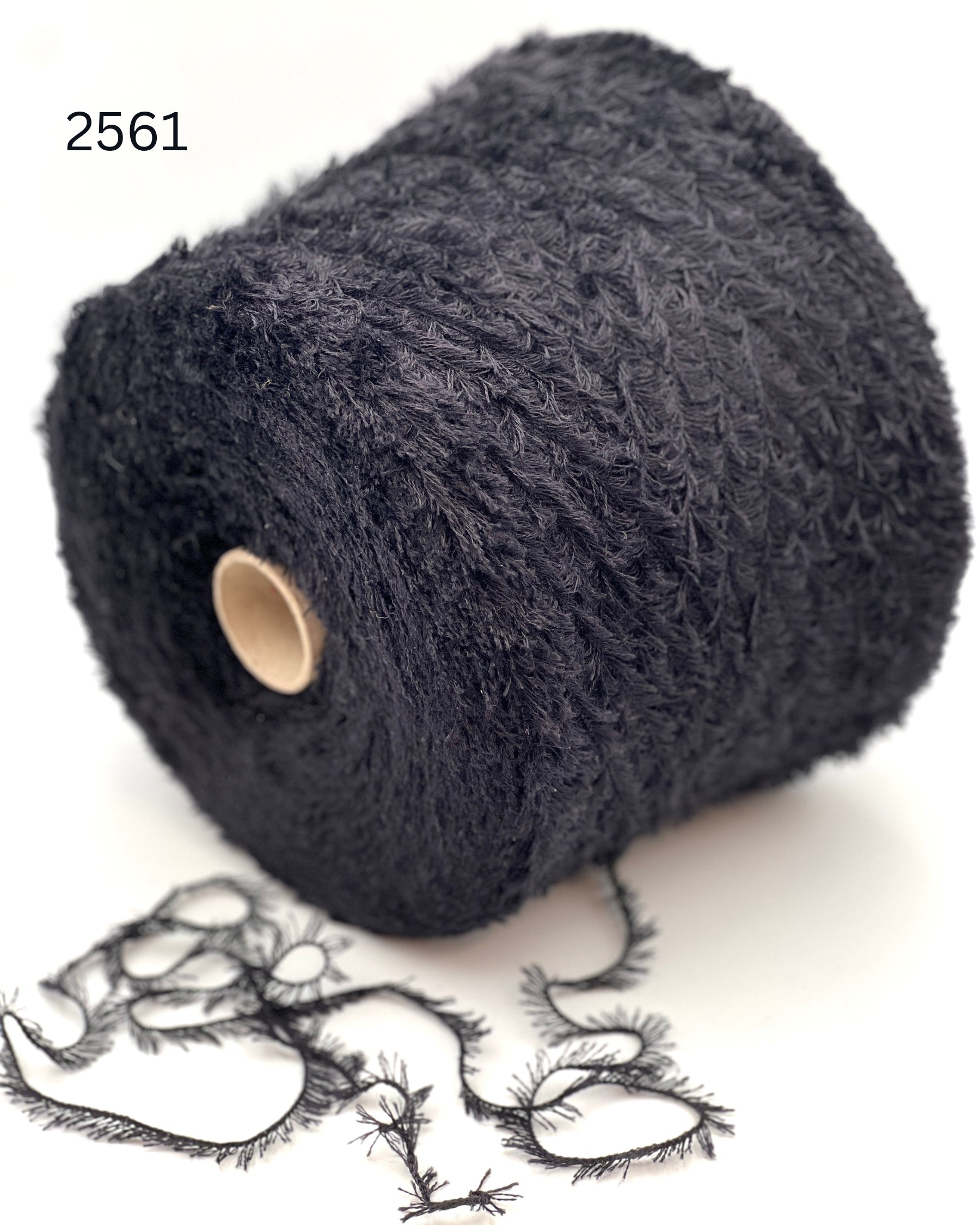 Profilo Teddy cashmere silk eyelash chunky weight yarn from iDOKNiT