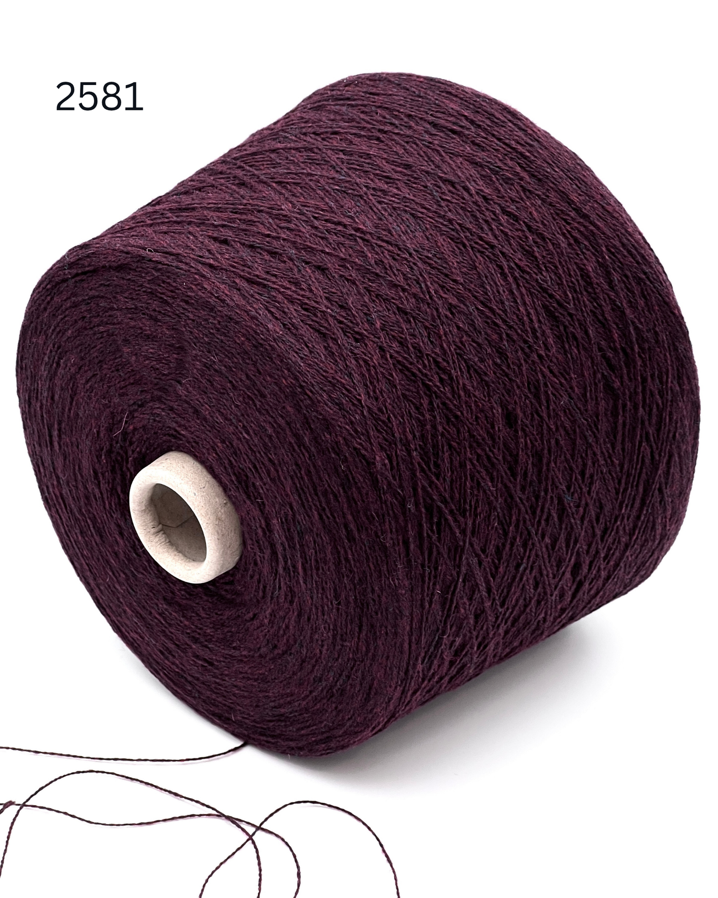 Profilo Lanashetland 80 percent Shetland Wool and 20 percent Polyamide Italian lace yarn from iDOKNiT