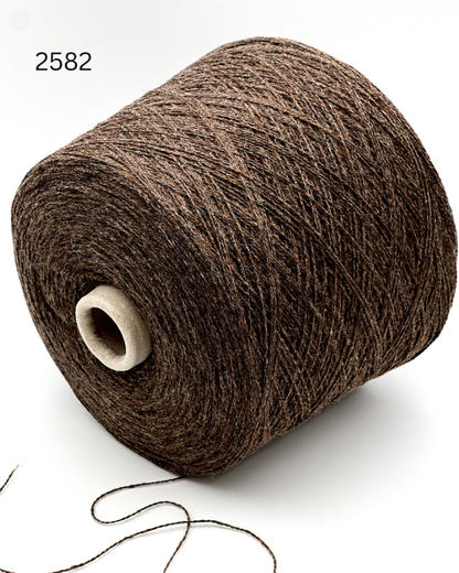 Profilo Lanashetland 80 percent Shetland Wool and 20 percent Polyamide Italian lace yarn from iDOKNiT