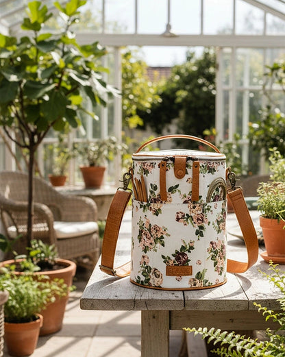 muud Saturn XL canvas project bag with genuine leather details and yarn feed holes from iDOKNiT