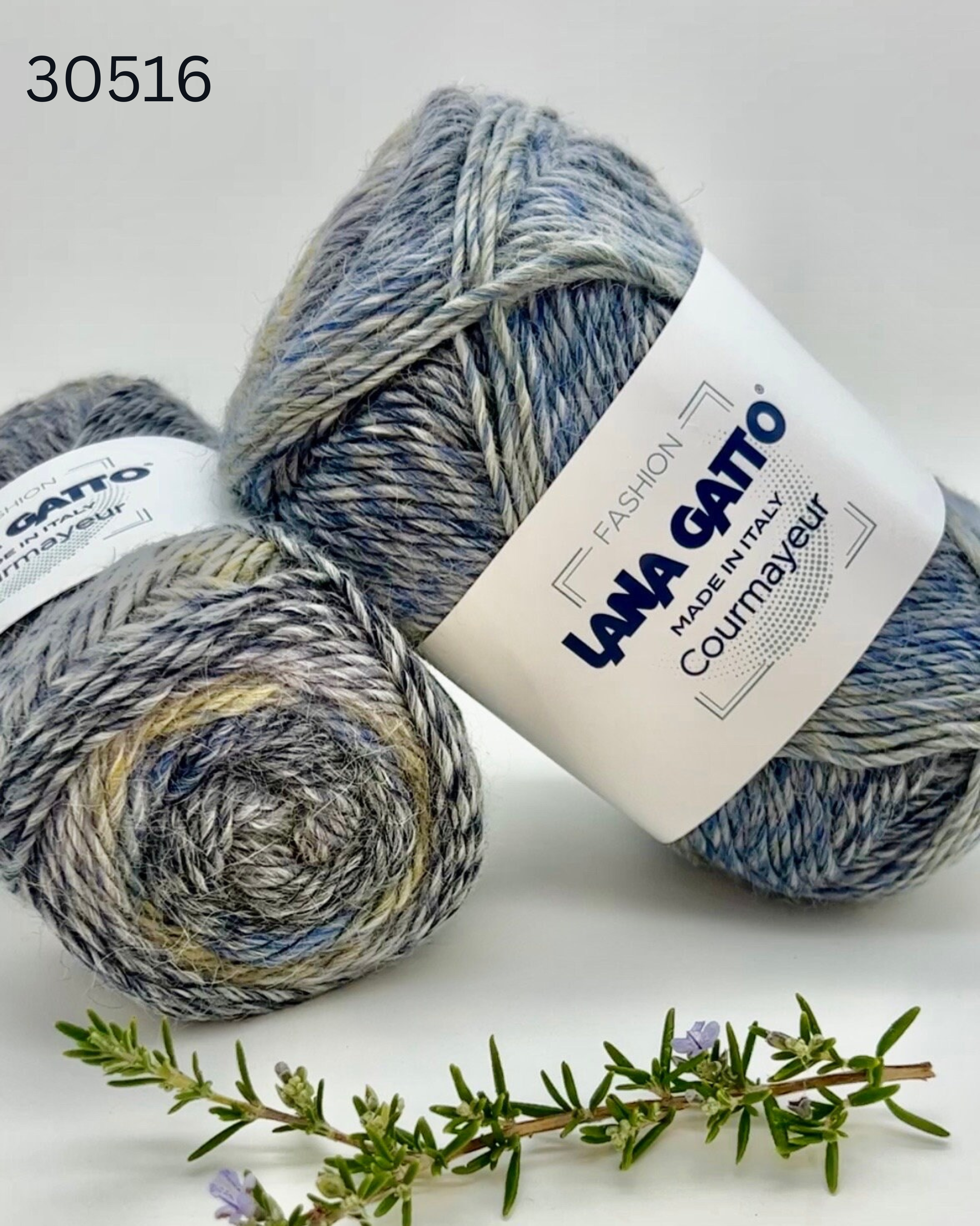 Lana Gatto COURMAYEUR yarn multicolor wool alpaca aran yarn Italy 200m 100g
Italian wool alpaca yarn Lana Gatto COURMAYEUR soft aran weight yarn
multicolor wool alpaca yarn gradient effect COURMAYEUR Lana Gatto Italy
aran weight wool alpaca yarn for sweaters shawls 200m 100g Italy