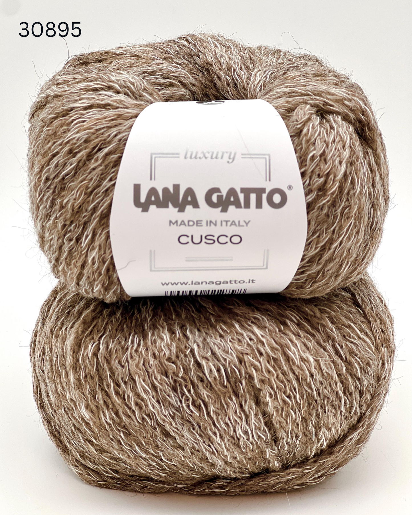 lana gatto cusco chunky chain yarn alpaca wool cotton italy 150m
luxury italian chain yarn lana gatto cusco alpaca wool cotton blend
soft chunky cable yarn for sweaters scarves hats lana gatto cusco
lana gatto cusco marled chain yarn natural beige gray brown tones
alpaca wool cotton chain construction yarn close-up texture italy