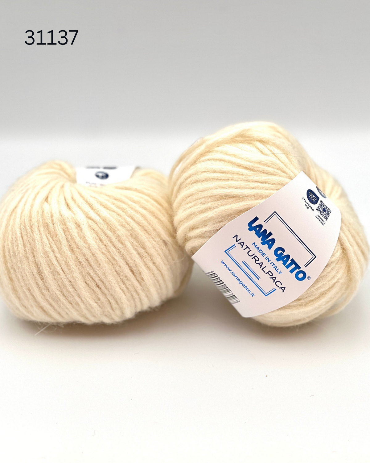 Lana Gatto Naturalpaca 46 percent Alpaca 32 percent Wool 22 percent Cotton Italian chunky chainette yarn from iDOKNiT