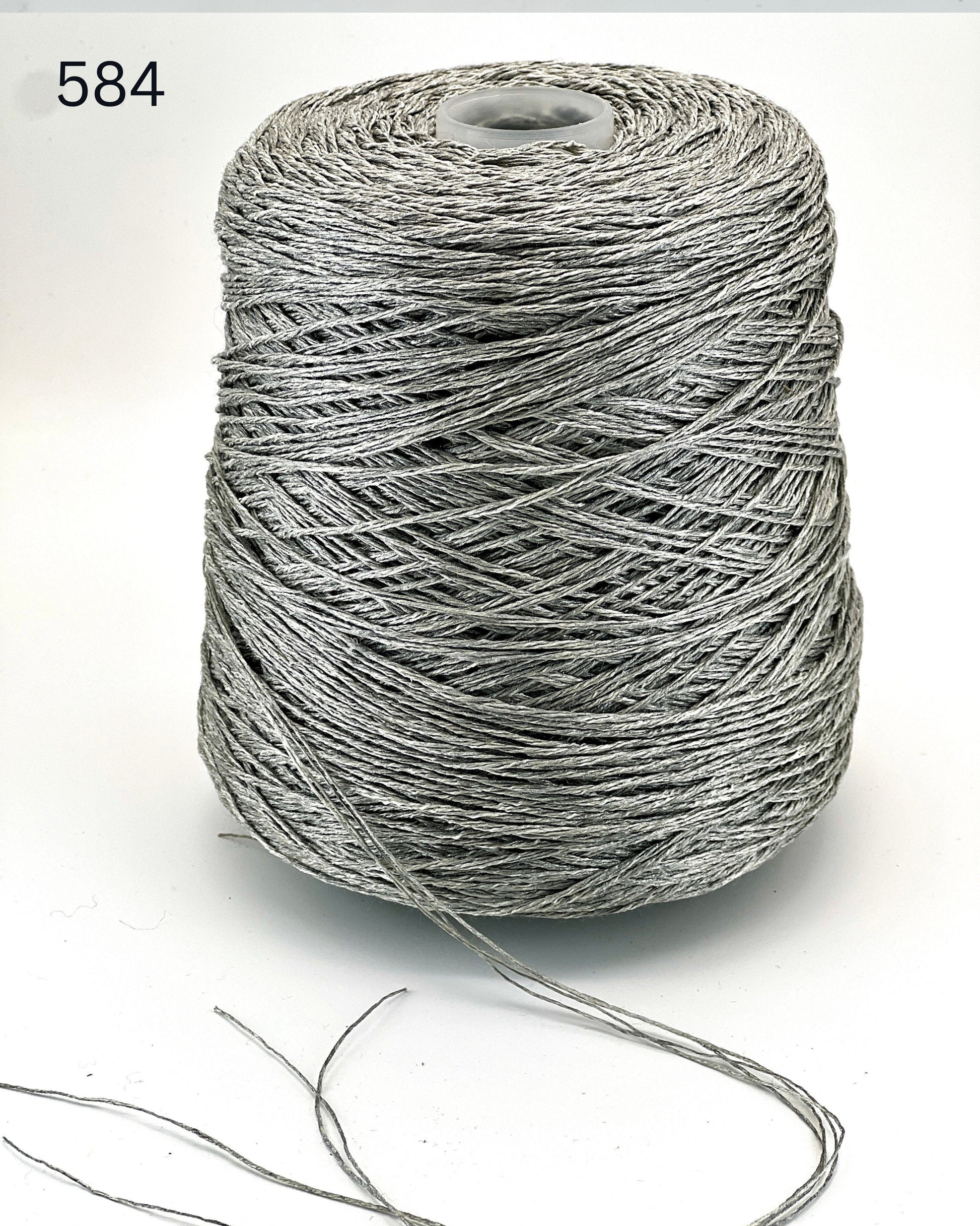 fabiana filippi structured cotton blend yarn italy
fashion house yarn for chanel style jackets
cotton polyester fingering yarn 400m 100g
structured yarn for bags hats tweed fabric
italian designer yarn balls or cones