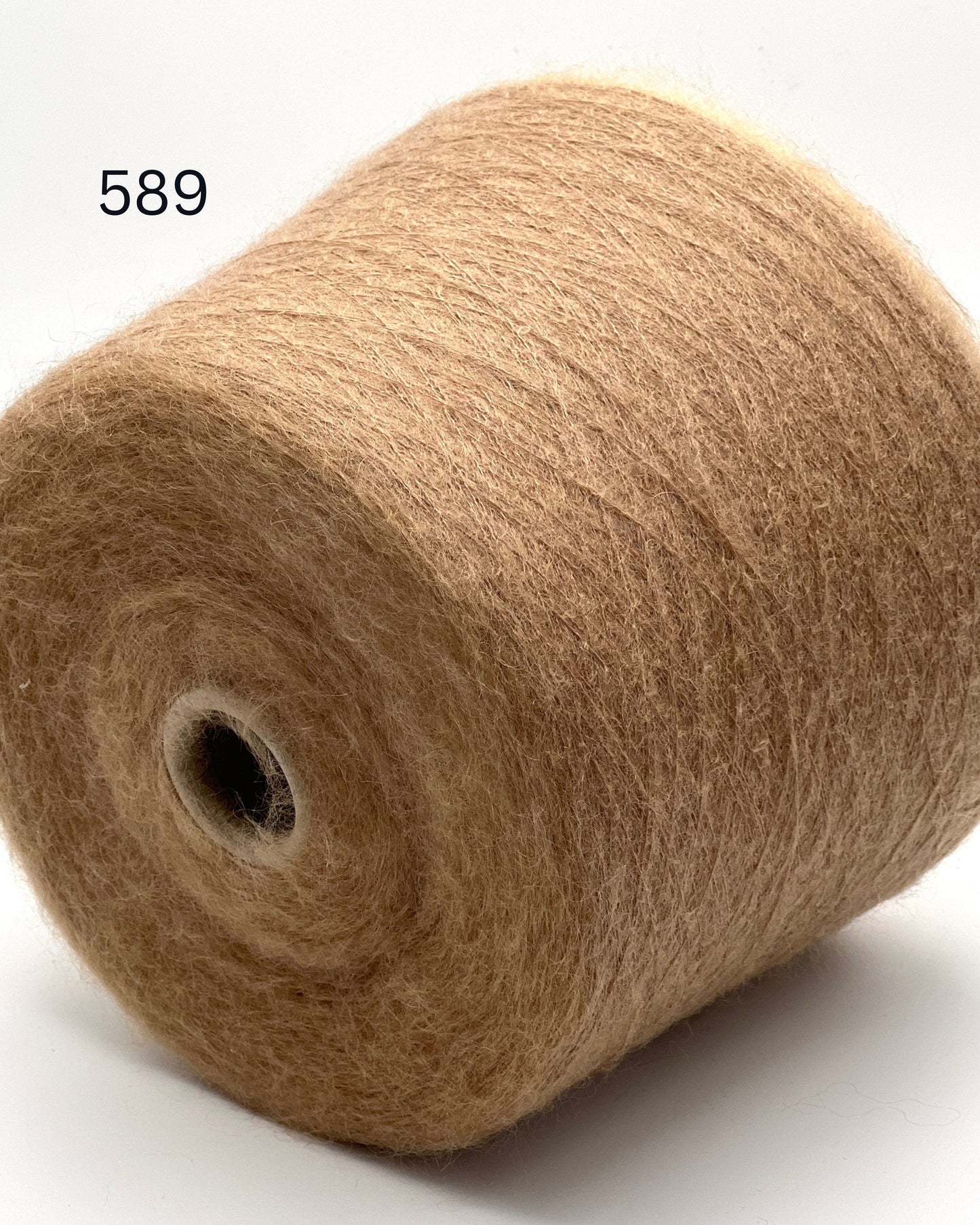 lineapiu geneve super kid mohair yarn italy
luxury italian mohair lace yarn 1500m 100g
soft halo mohair yarn for knitting weaving blending
designer super kid mohair yarn close up
italian lace mohair yarn balls or cones