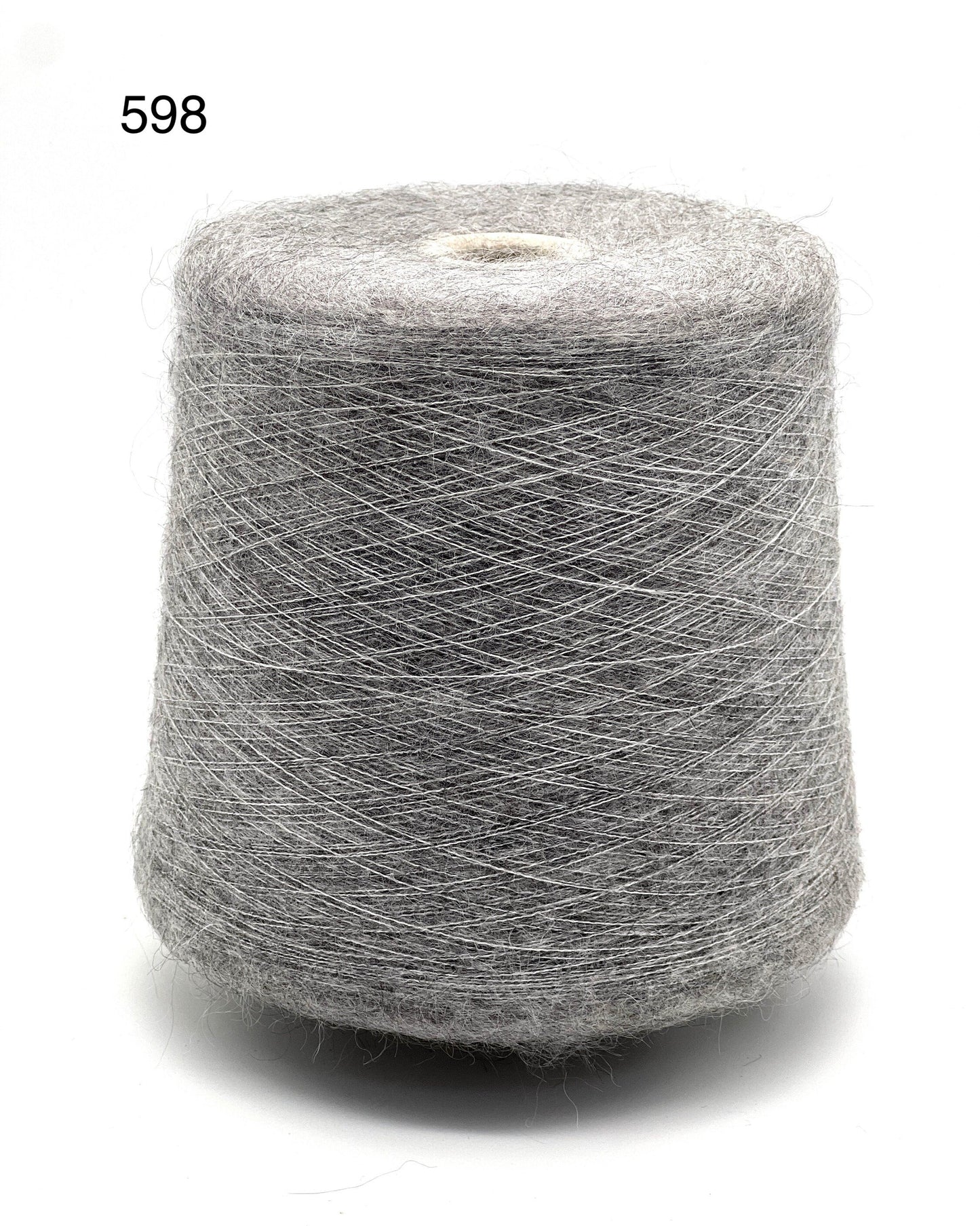 Elite iDOKNiT lace weight yarn, Superkid Mohair blend by Lineapiu Italia. Luxury composition of 58% superkid mohair and 8% wool, Nm 10, providing 1000m per 100g. Authentic Italian-made extra fine yarn curated by iDOKNiT for delicate, airy garments with a signature mohair halo.