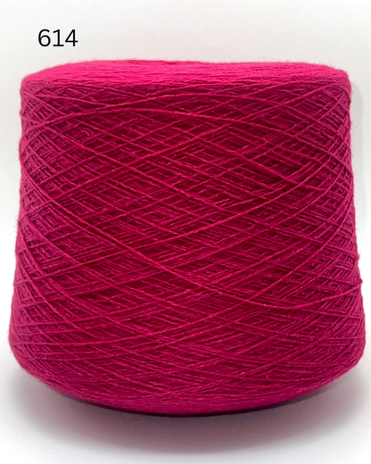 FILCOM RITA cashmere silk lace yarn cone Italy
Luxury Italian cashmere silk yarn 700m per 100g
soft lace weight cashmere silk yarn for shawls and sweaters
high end Italian yarn close up texture detail
FILCOM RITA luxury knitting weaving crochet yarn