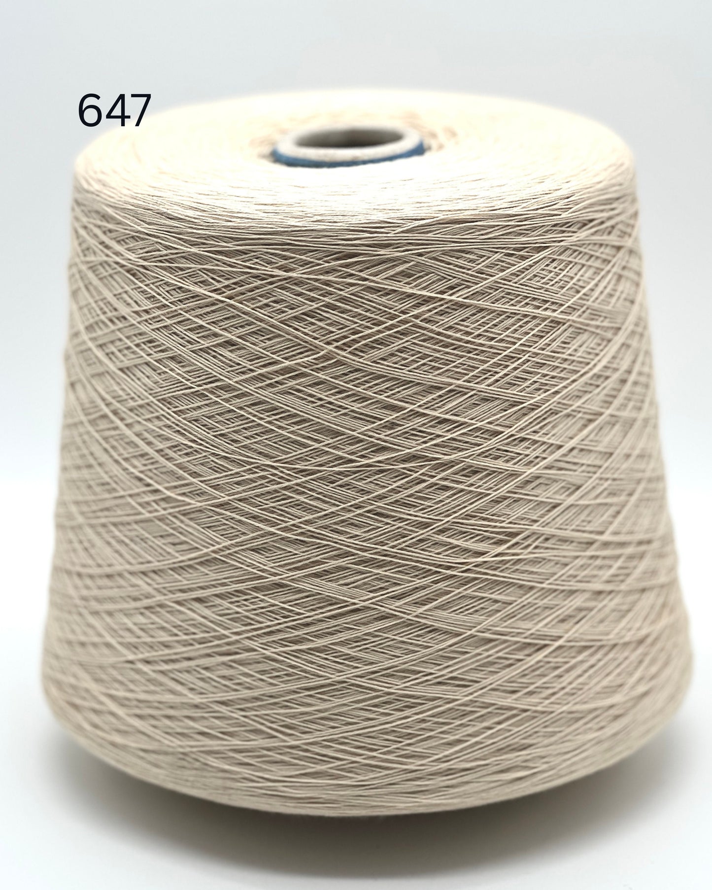 Luxury Italian Giza cotton yarn Sessia PAPIRO close up texture
Soft lace weight Giza cotton yarn for sweaters and crochet
Sessia PAPIRO Italian cotton yarn for summer knitwear
Cable construction Giza cotton yarn for weaving and layering garments
Lightweight luxury cotton yarn with elegant stitch definition