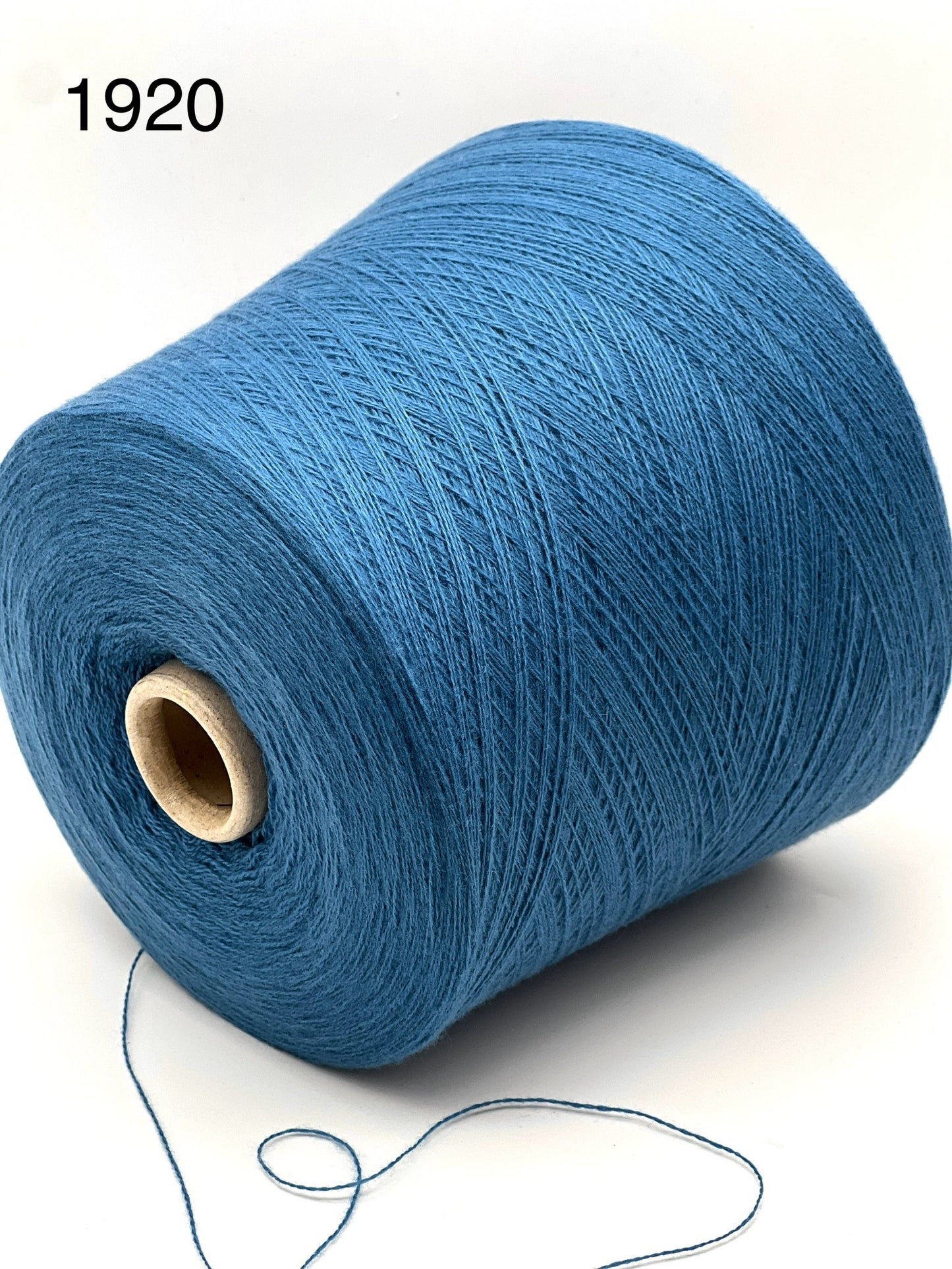Luxury Loro Piana LEGEND 2/27 lace yarn made in Italy, 50% cashmere and 50% merino wool blend with refined marl effect, ultra-fine high-yardage yarn for multi-strand knitting, machine knitting, and luxury garments, available at iDOKNiT yarn shop