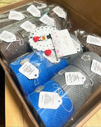 iDOKNiT gift wrapping service with premium wrapping paper and handwritten note.