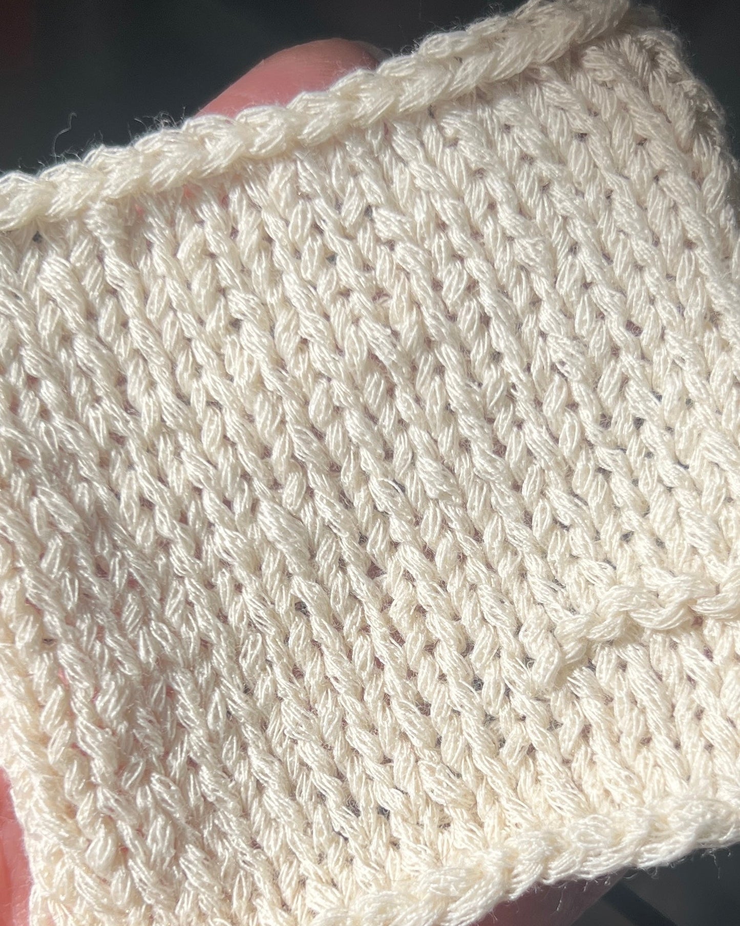 Exclusive iDOKNiT chunky weight yarn, DOMUS SILK by RiGo Italy. High-end blend of 60% cotton and 40% silk with a modern chainette (chain-cable) structure, providing 130m per 100g. Authentic Italian-made luxury fiber curated by iDOKNiT for breathable, soft, and textured knitwear with excellent stitch definition.