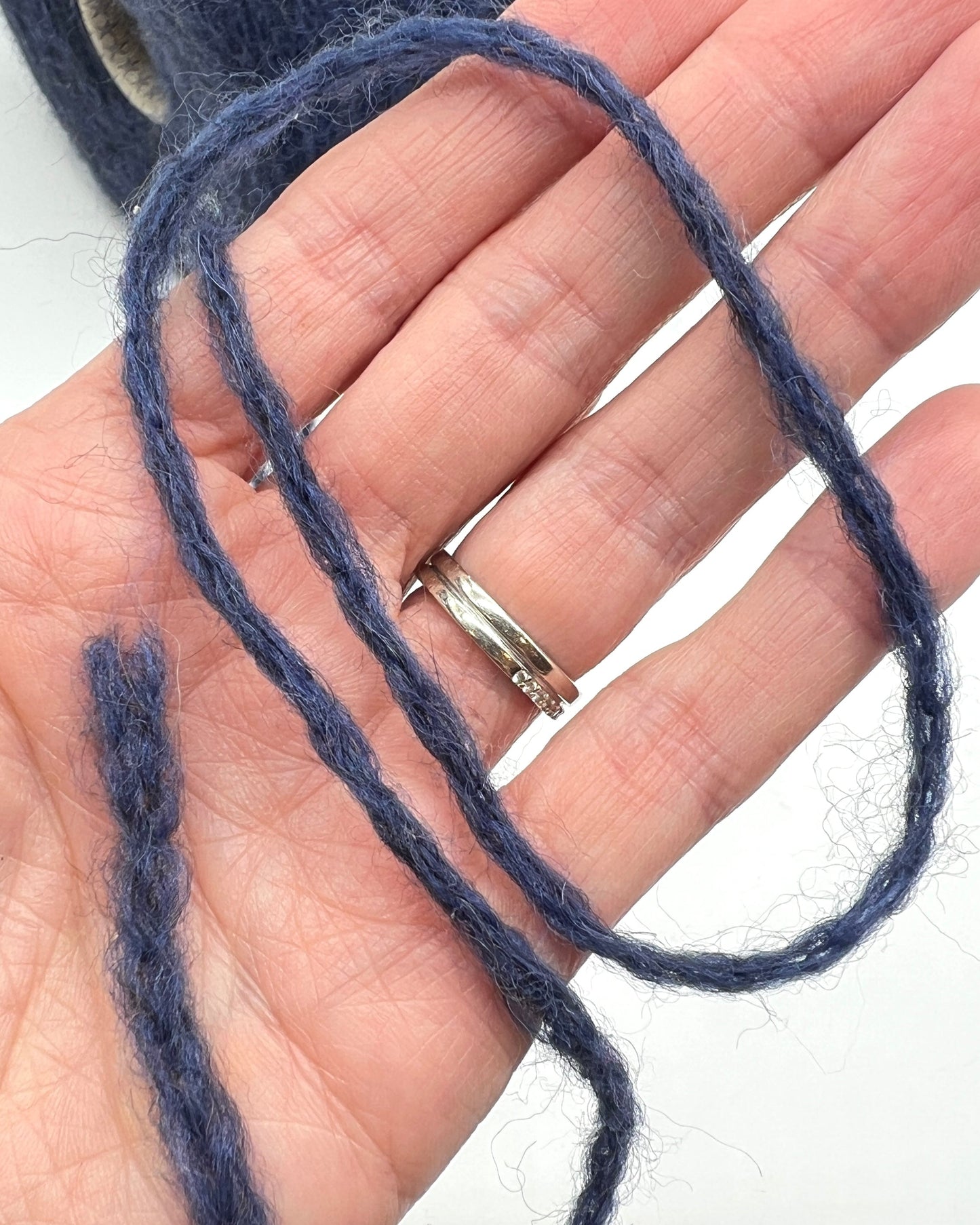 Exclusive iDOKNiT sport weight yarn, CATENA RIBE by Di.Ve Italy. High-end blend of 63% superfine alpaca and 37% polyamide featuring a modern chainette (chain-cable) structure, providing 300m per 100g. Authentic Italian-made luxury fiber curated by iDOKNiT for lightweight, halo-soft knitwear with excellent thermal properties and durability.
