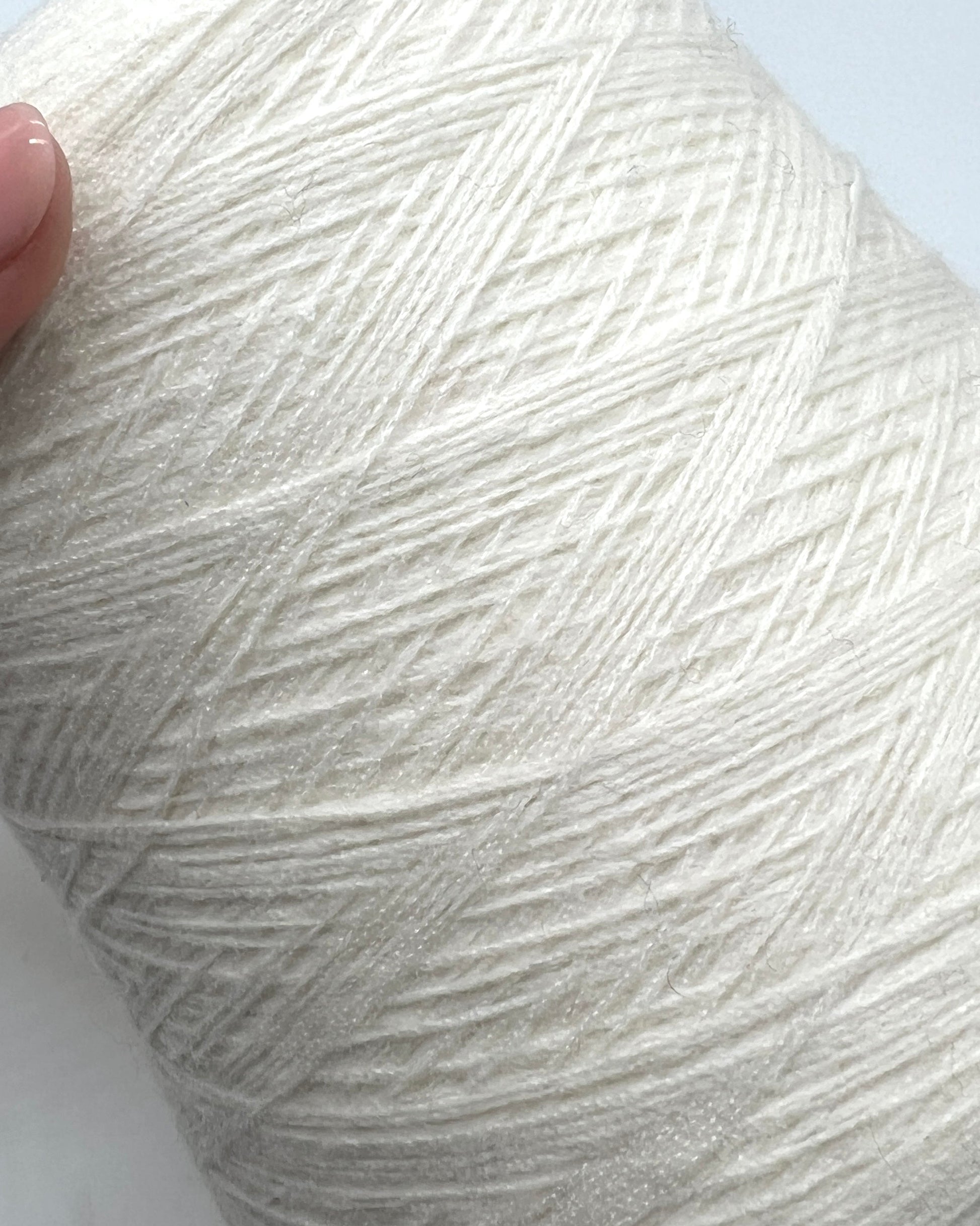 Exclusive iDOKNiT lace weight yarn, GLICINE by Filati Naturali Italy. 59% merino and 25% cashmere blend with a unique elastic chainette (chain-cable) structure, providing 650m per 100g. Authentic Italian-made luxury fiber curated by iDOKNiT for stretchy, resilient, and ultra-soft knitwear that maintains its shape beautifully.