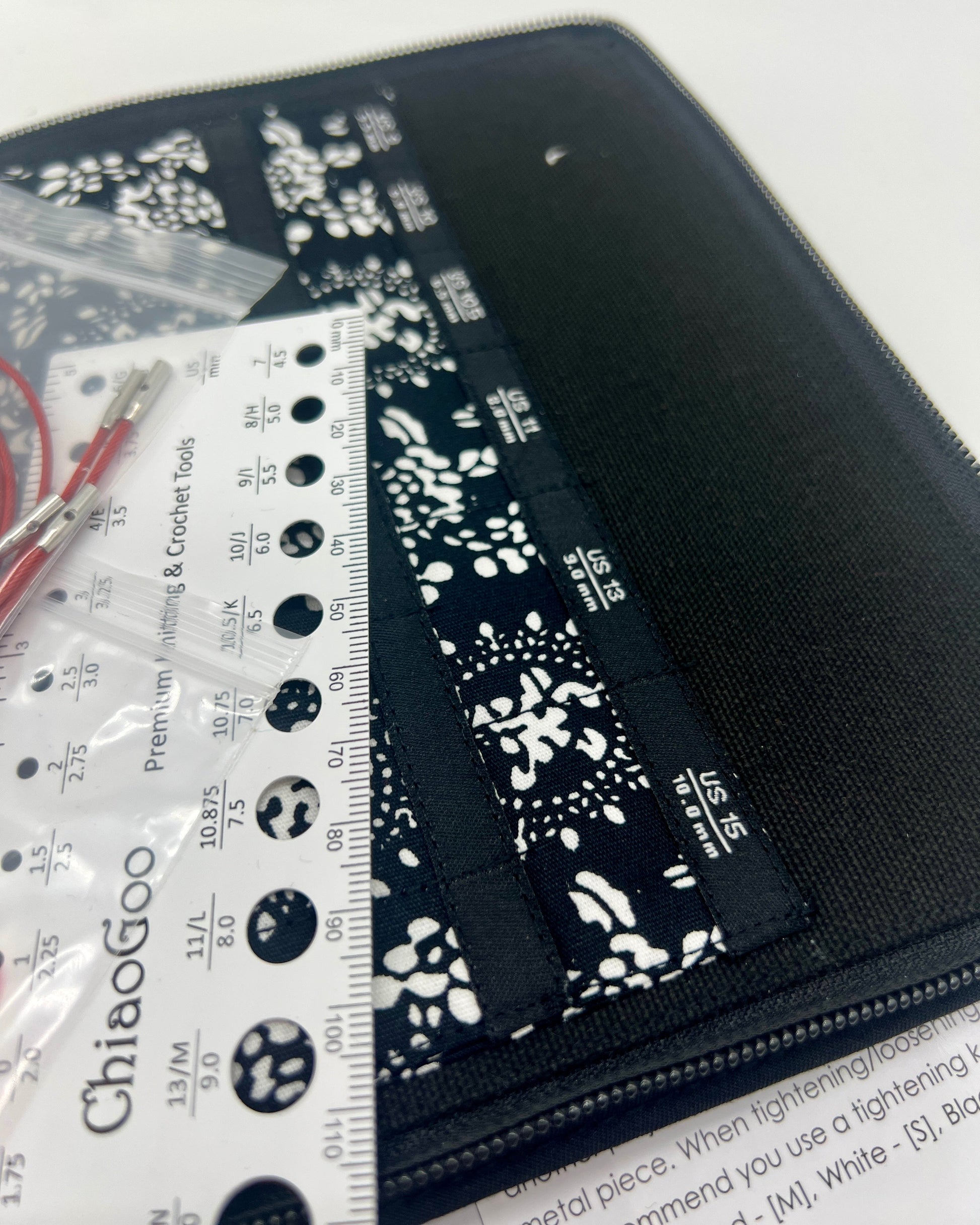 ChiaoGoo TWIST SS 5" Small interchangeable knitting needle set with surgical stainless steel lace tips and zippered fabric case for iDOKNiT.