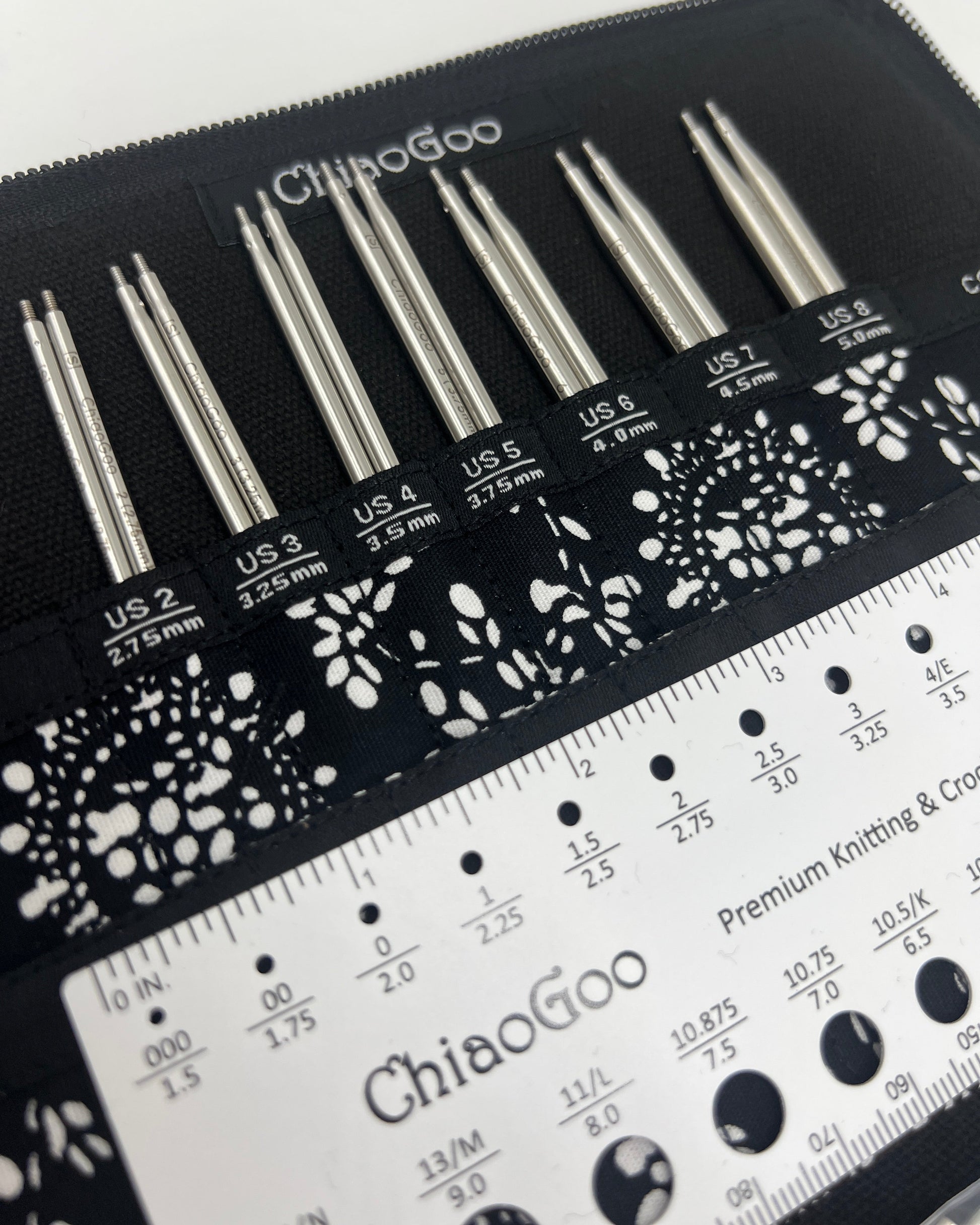 ChiaoGoo TWIST SS 5" Small interchangeable knitting needle set with surgical stainless steel lace tips and zippered fabric case for iDOKNiT.