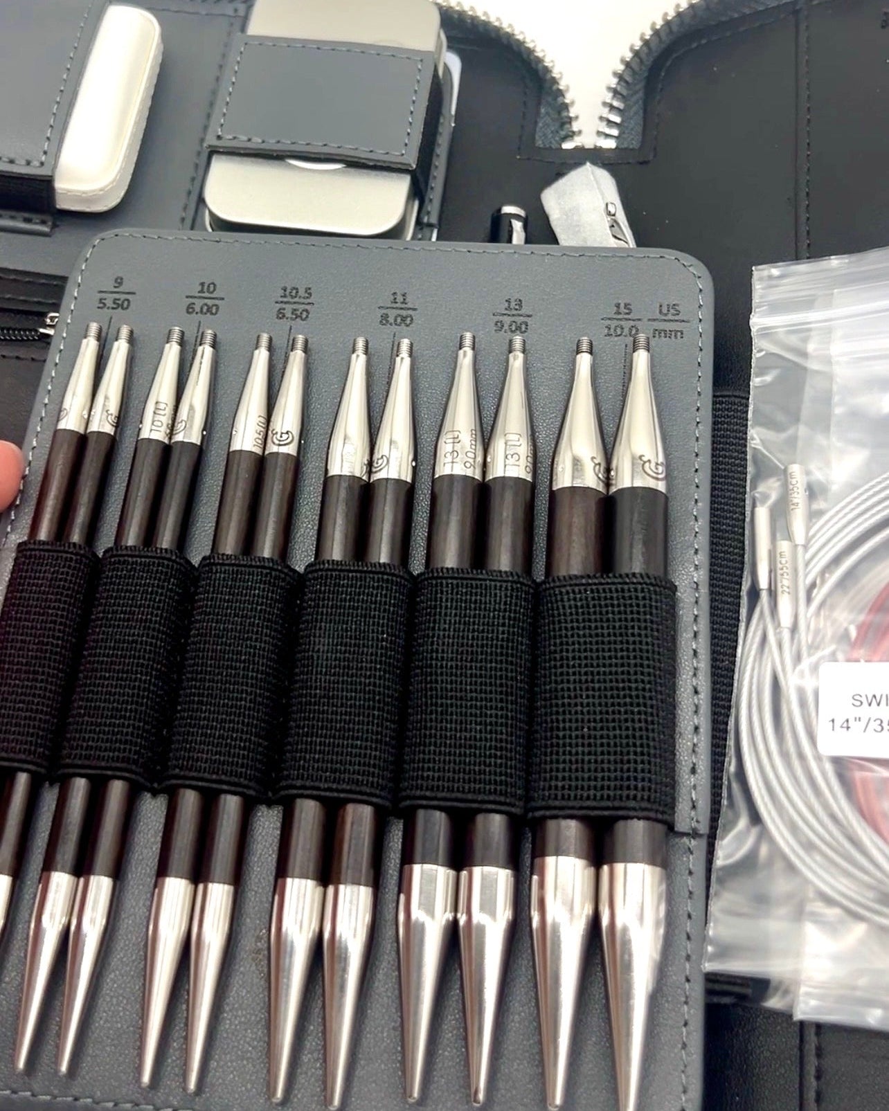 ChiaoGoo FORTÉ 2.0 5" complete interchangeable knitting needle set with carbon fiber and blackwood tips in organized case for iDOKNiT.