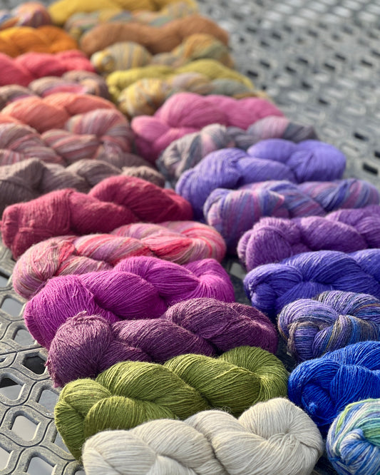 Paces Vilnas Fabrika Dundaga 7.1 100% Latvian Merino wool lace weight yarn, traditionally processed and lanolin-rich for authentic knitting at iDOKNiT.