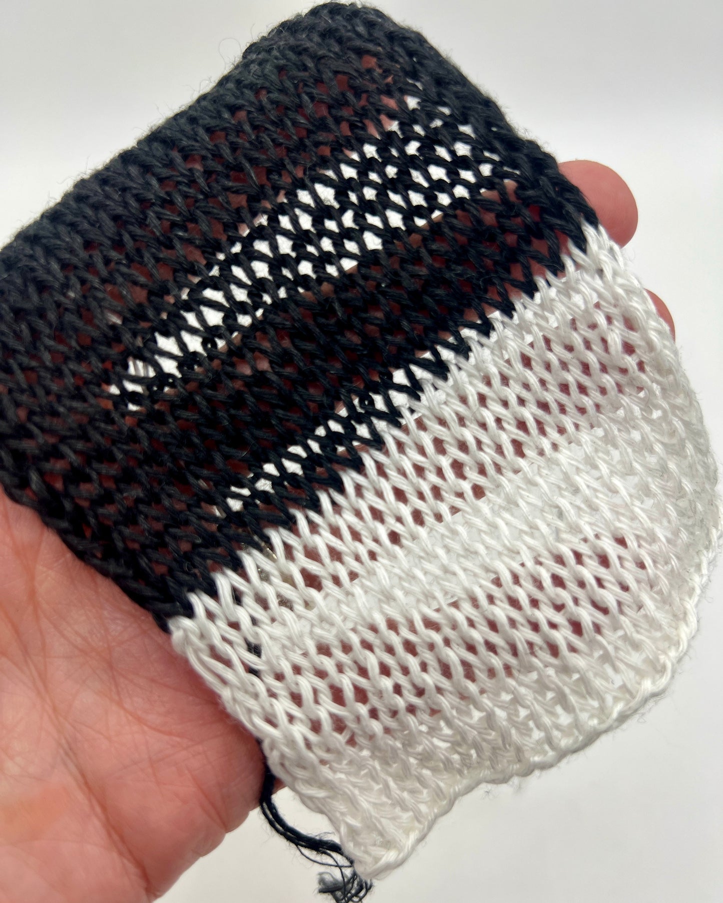 Exclusive iDOKNiT sport weight yarn, LINO by RI.Go Italy. 