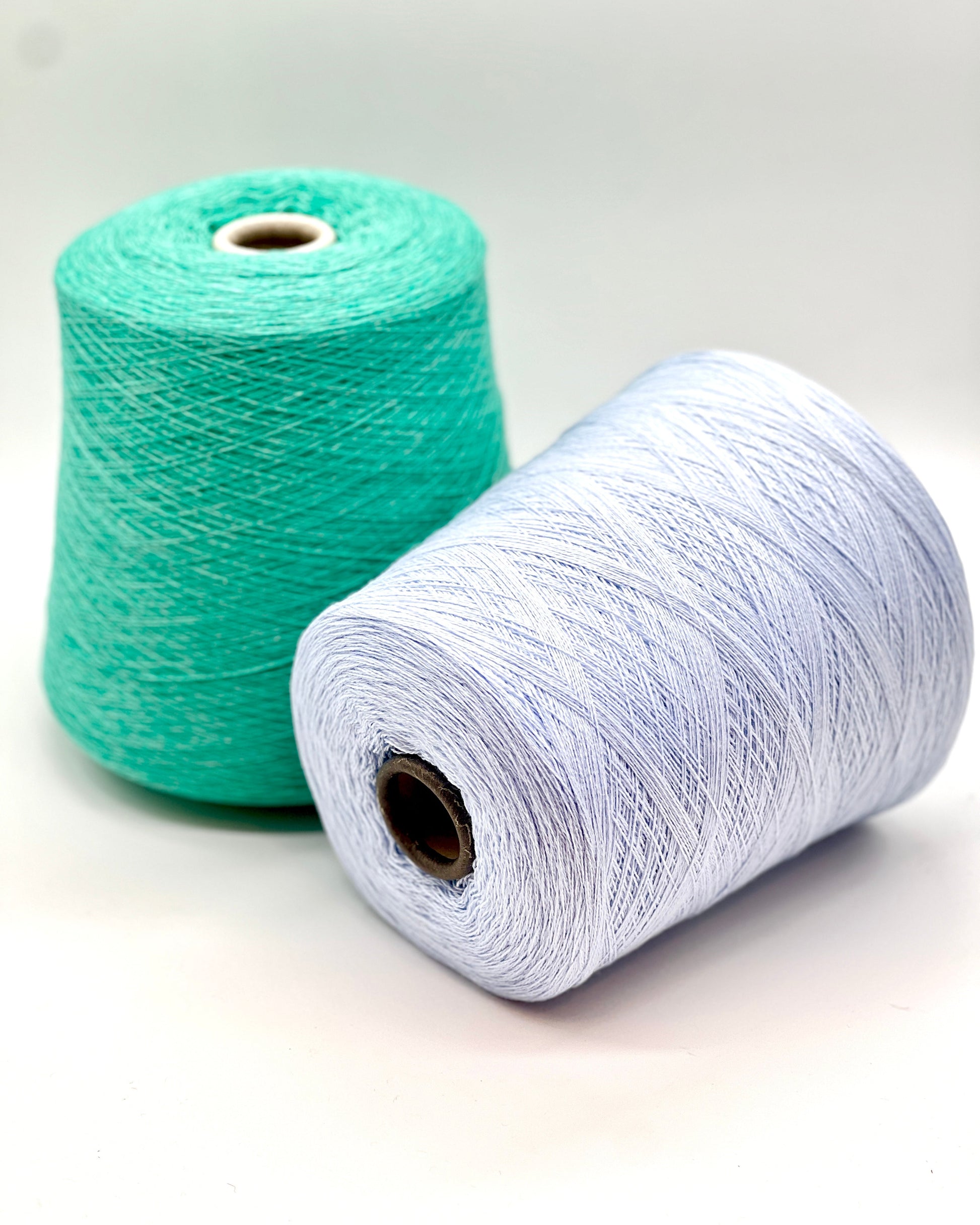 Cariaggi CHAMBRAY luxury 50% cashmere and 50% cotton Italian lace weight yarn in a fine 2/28 count for elegant, lightweight summer knitting at iDOKNiT.