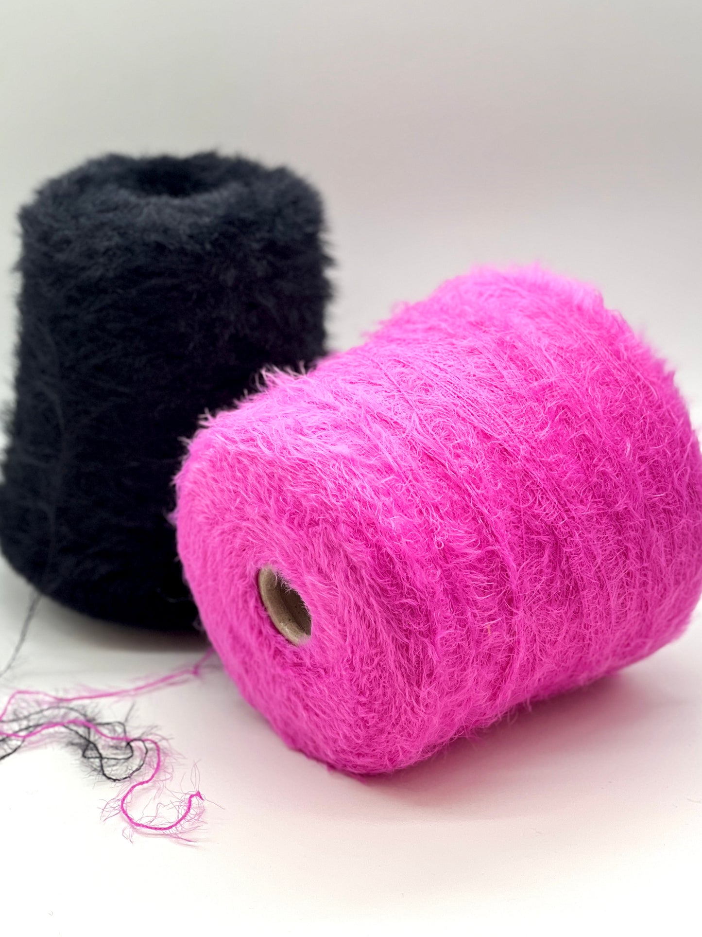 Luxury Italian fluffy stretch yarn with Swan’s Down texture
Soft stretchy lace yarn for ribbing socks and knitwear
Italian fluffy polyamide yarn close up showing airy texture
Stretchy Swan’s Down yarn for companion knitting projects
Lightweight fluffy Italian lace yarn for modern knitwear