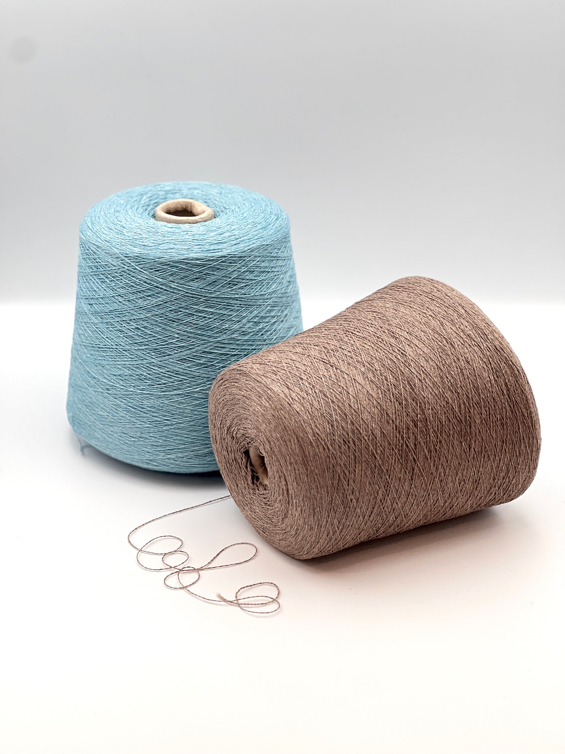FILCOM CASHSILK cashmere silk yarn from Italy, 50% cashmere 50% silk lace weight yarn for sweaters, tops, cardigans, and shawls.