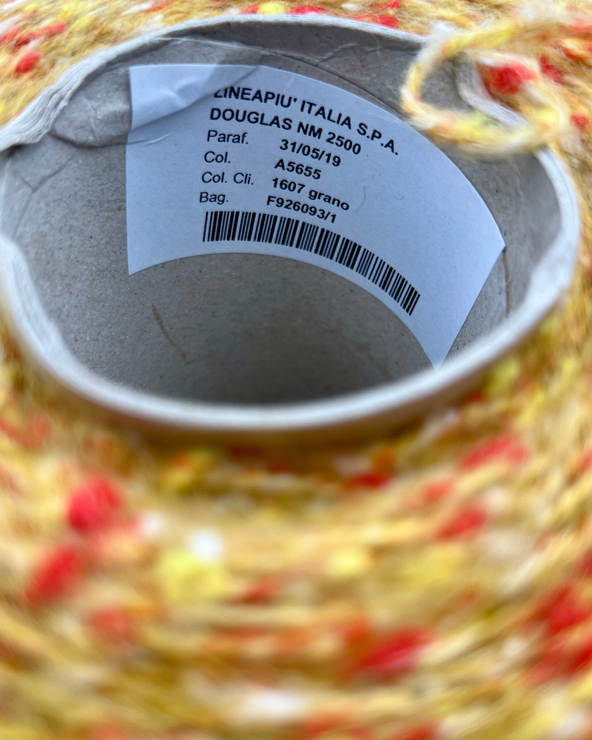Lineapiu Italia Douglas mohair merino wool DK weight tweed yarn in hand wound balls from iDOKNiT