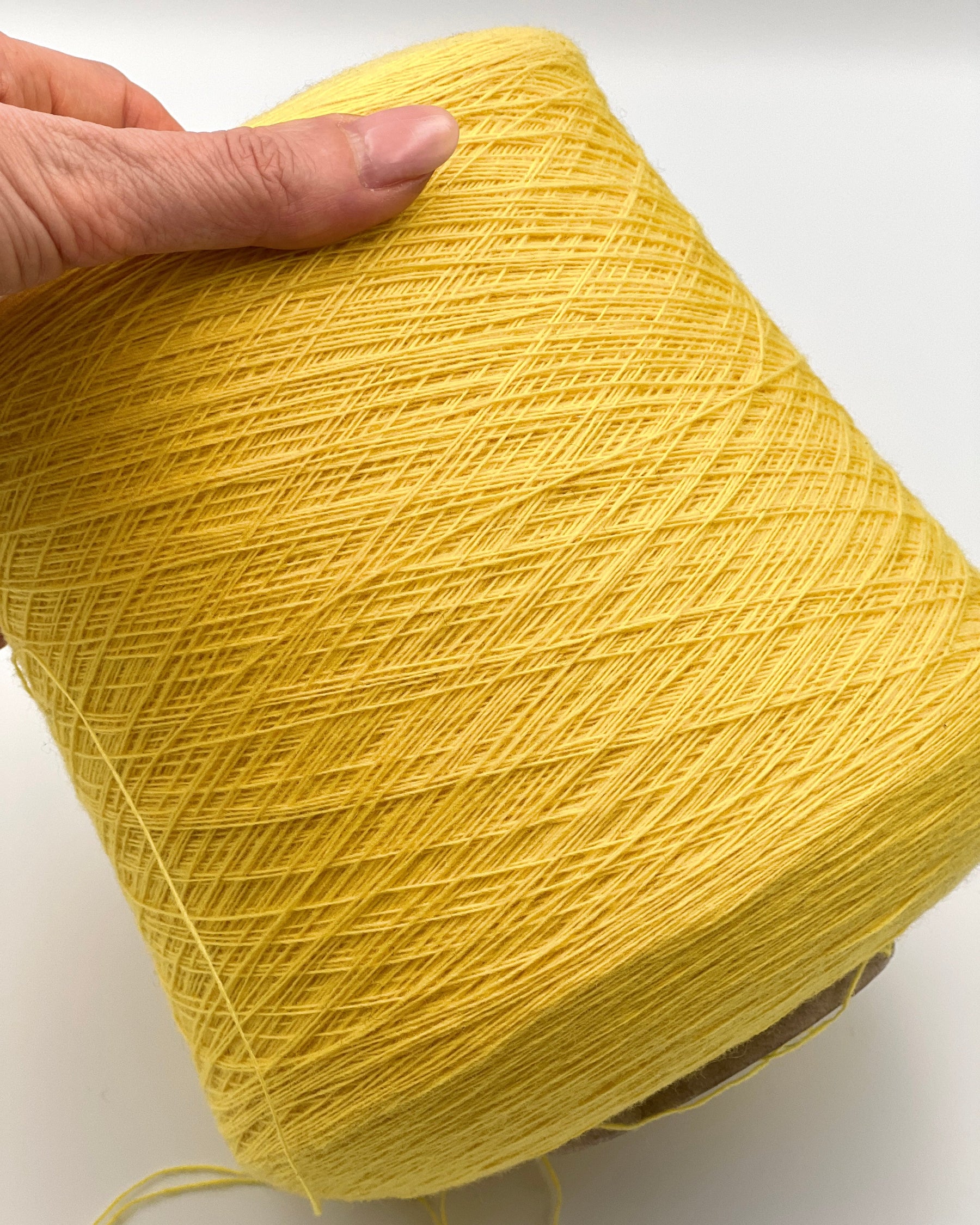 Lanecardate Vela superfine merino cashmere lace weight yarn in balls from iDOKNiT