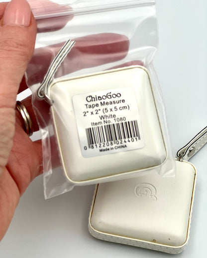 ChiaoGoo white retractable measuring tape 60 inch 150 cm for knitting and crochet from iDOKNiT