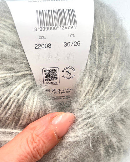 Lana Gatto Aria 50 percent Baby Alpaca 50 percent Extrafine Merino Italian DK weight yarn from iDOKNiT