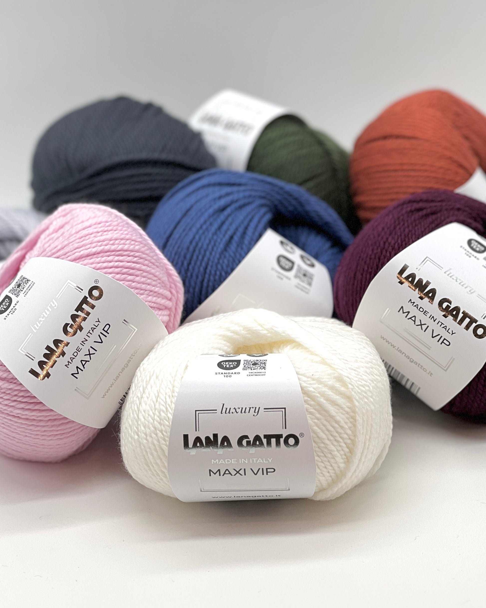 Lana Gatto MAXI VIP yarn balls in soft neutral shades – premium Italian merino cashmere blend