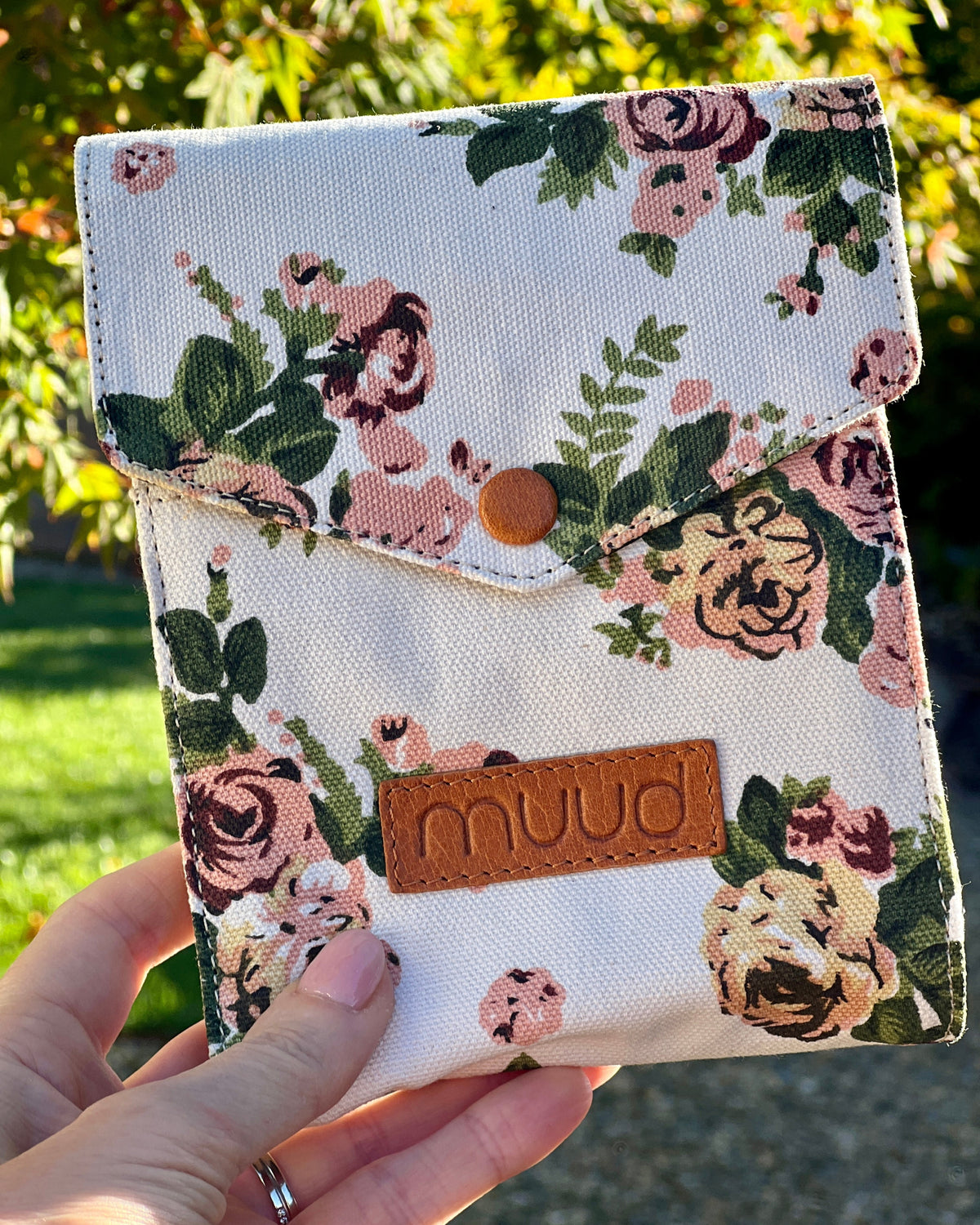 muud Betina canvas interchangeable knitting needle tip and cable case from iDOKNiT