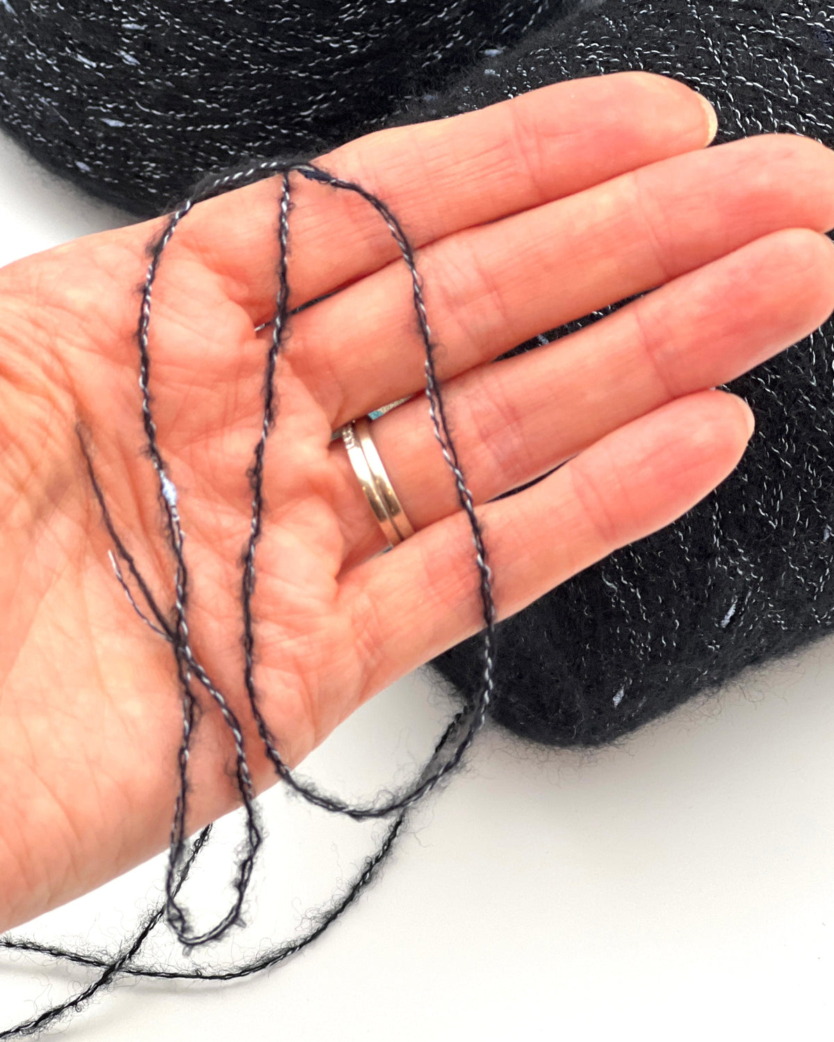 Chanel Group Paima Nuage Nodino Italian cashmere silk nubby fantasy yarn in Midnight Navy from iDOKNiT