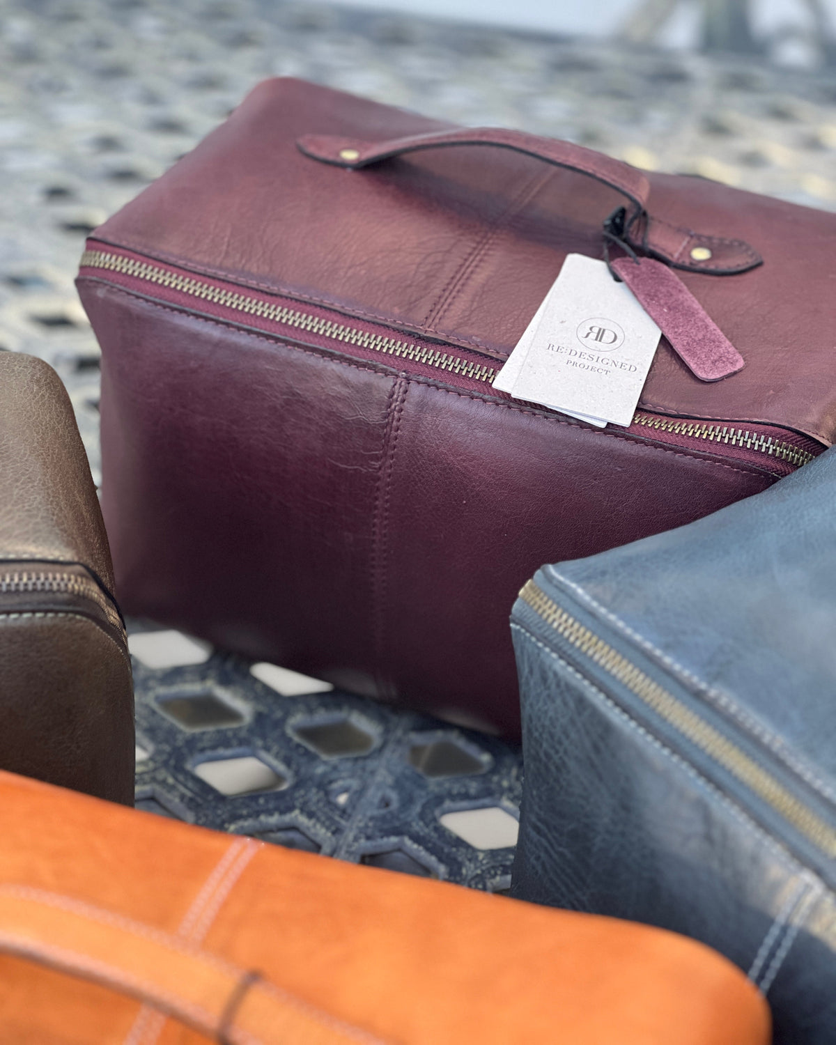RE PROJECT 10 handcrafted Urban Leather beauty box style knitting needle and notion organizer case from iDOKNiT