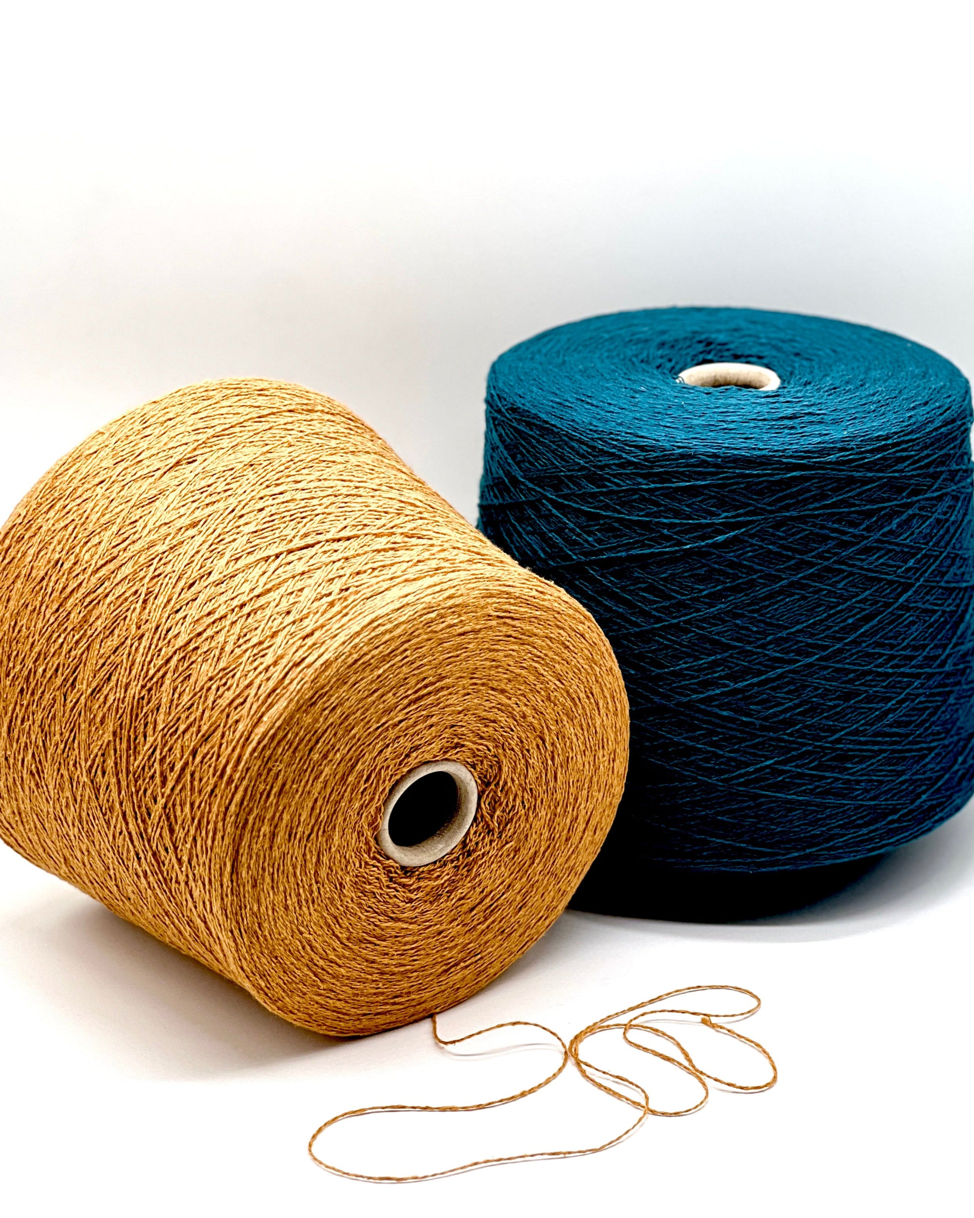 Ultra-luxury iDOKNiT lace weight yarn, VINICUNCA by Filcom Italy. 20% vicuña and 80% mulberry silk blend, Nm 2/14000. Authentic Italian-made yarn featuring the world's rarest animal fiber for unparalleled softness and luster curated by iDOKNiT.