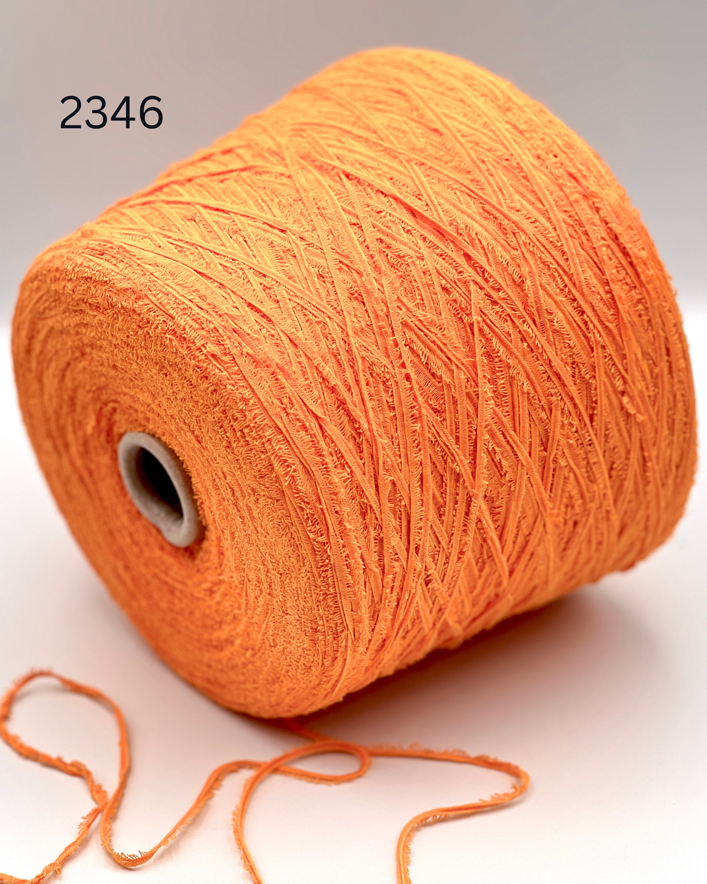 Lineapiù SAIA luxury Italian cotton blend yarn with textured flake structure
Italian novelty cotton yarn for designer knitwear and crochet
Textured DK weight cotton blend yarn made in Italy
Luxury fashion yarn with signature bow texture by Lineapiù
Italian cotton novelty yarn for sweaters and cardigans