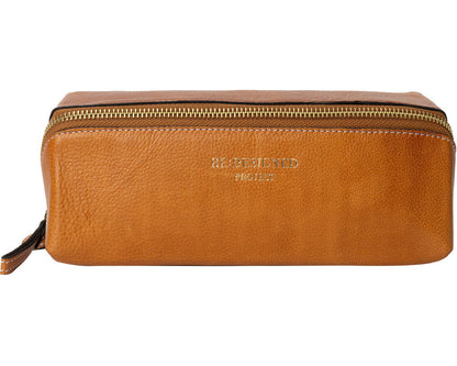 RE PROJECT 41 handcrafted Urban Leather knitting needle organizer case in natural finish from iDOKNiT