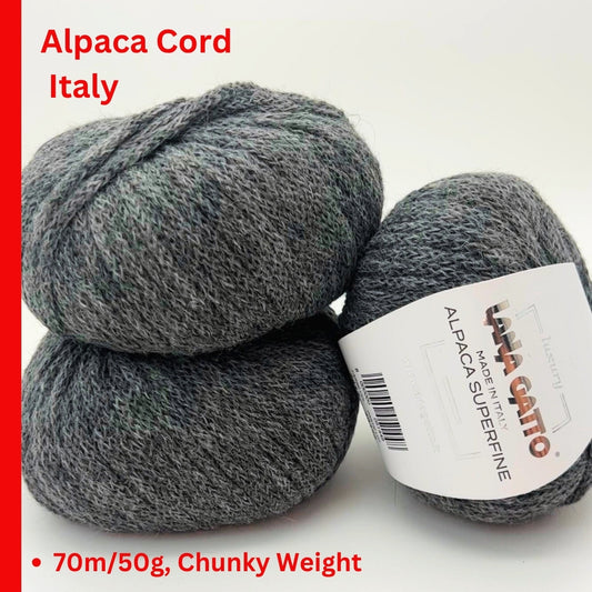 Lana Gatto ALPACA SUPERFINE yarn chunky alpaca cord Italian yarn
Luxury Italian alpaca yarn thick soft texture for sweaters and scarves
Close up of alpaca superfine yarn showing cord structure
Chunky alpaca yarn Lana Gatto soft warm knitting yarn
Superfine alpaca yarn ideal for cozy knitwear and fast projects