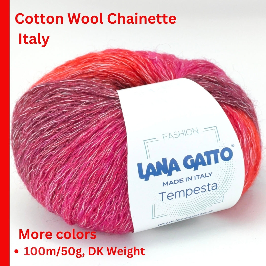 Lana Gatto TEMPESTA chainette yarn easy beginner knitting yarn
No split yarn TEMPESTA fast knit Italian wool cotton yarn
Close up of chain yarn showing smooth cord structure
Easy knitting yarn for beginners sweaters and accessories
Lightweight chainette yarn for fast knitting projects