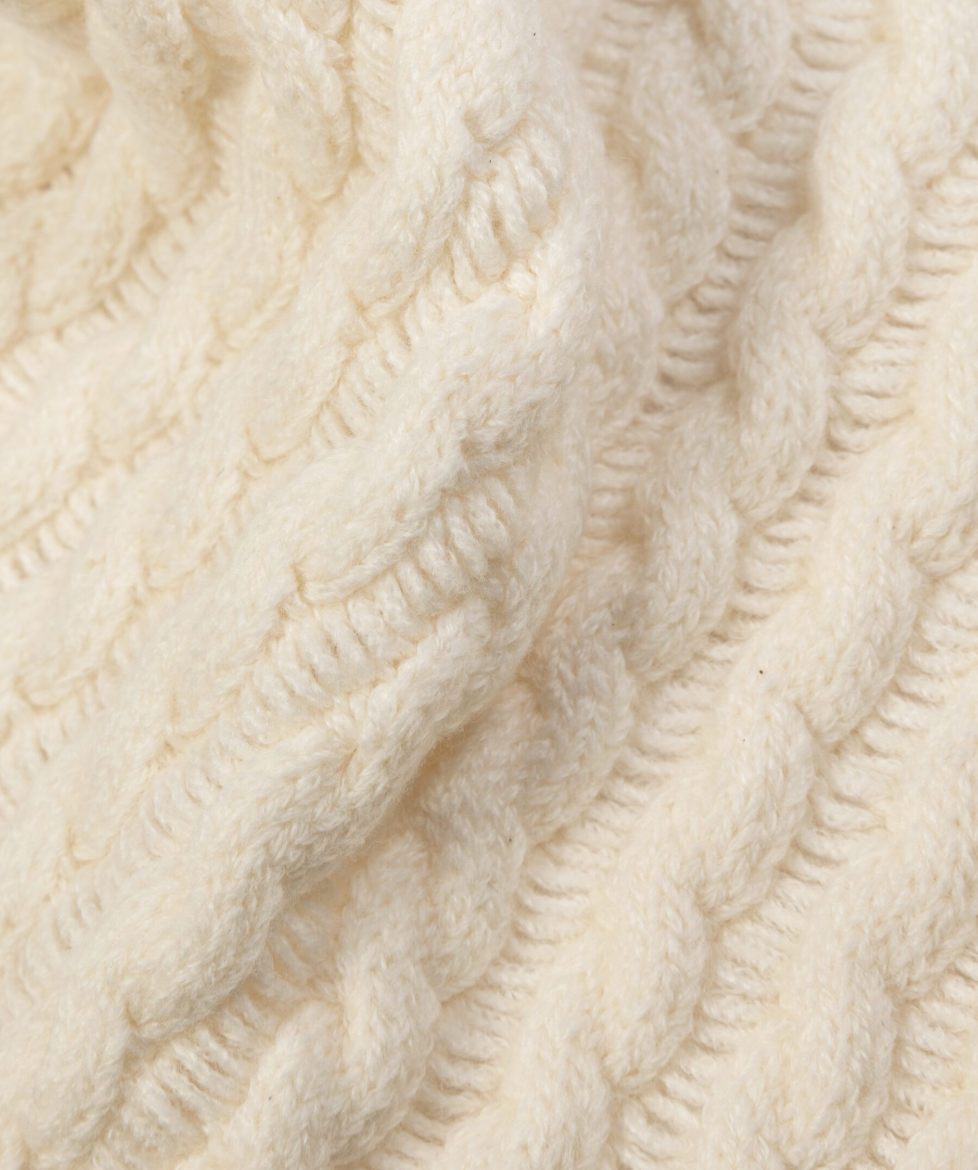 Elite iDOKNiT lace weight stretch yarn, SCOOBYGUM by Pecci Filati Italy. High-performance blend of 75% Cotton Makò and 25% Elastane, Nm 6500, providing 650m per 100g. Authentic Italian-made yarn in 2173 Pale Aqua, curated by iDOKNiT for lightweight garments requiring excellent elasticity, comfort, and shape retention.