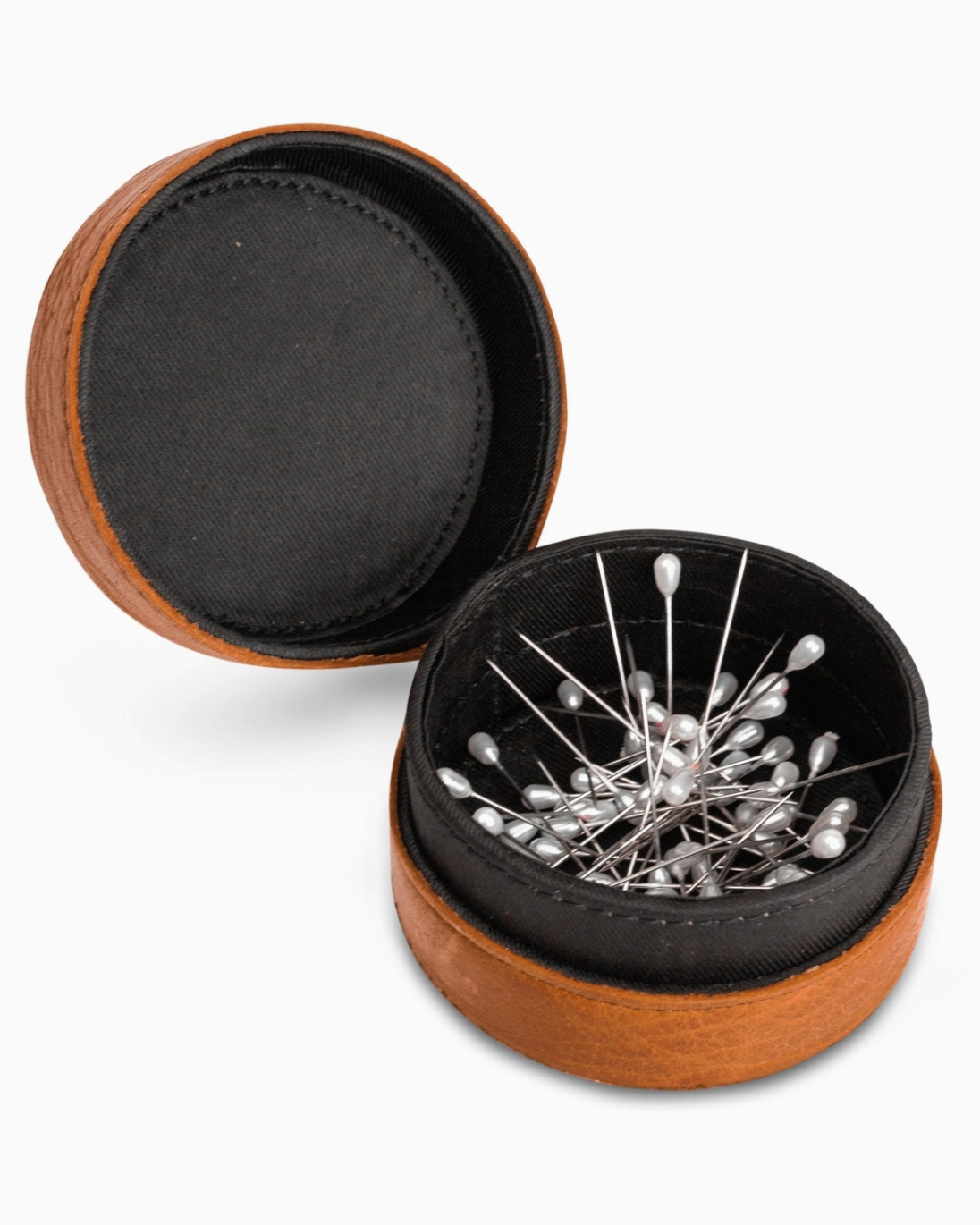 muud EMELI genuine leather round magnetic needle case with removable lid from iDOKNiT