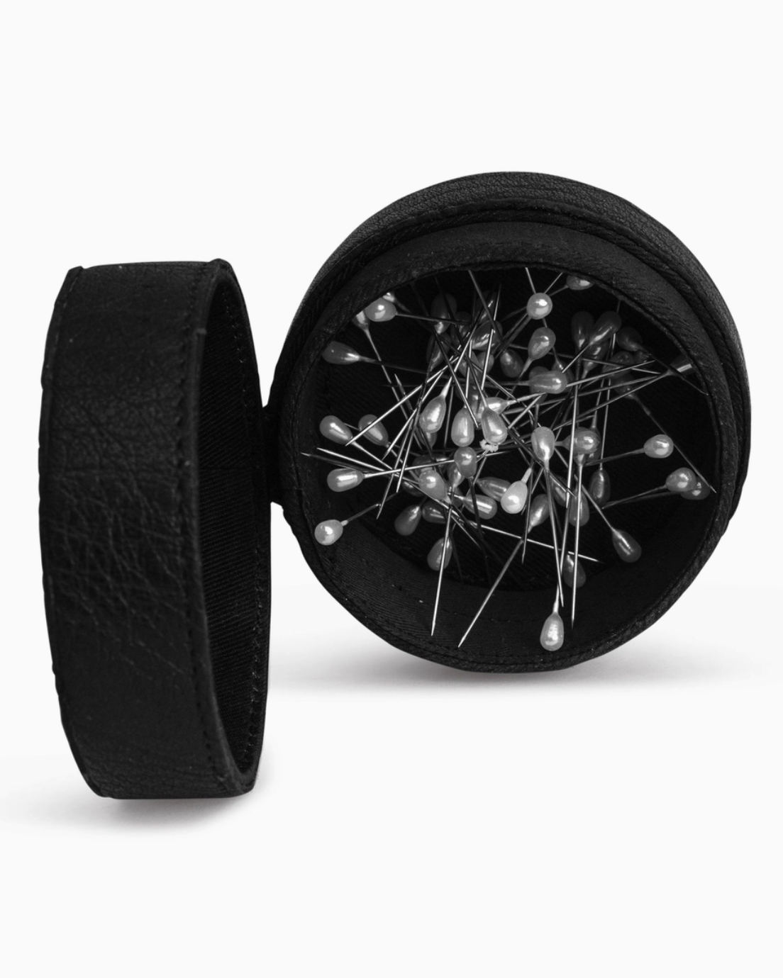 muud EMELI genuine leather round magnetic needle case with removable lid from iDOKNiT