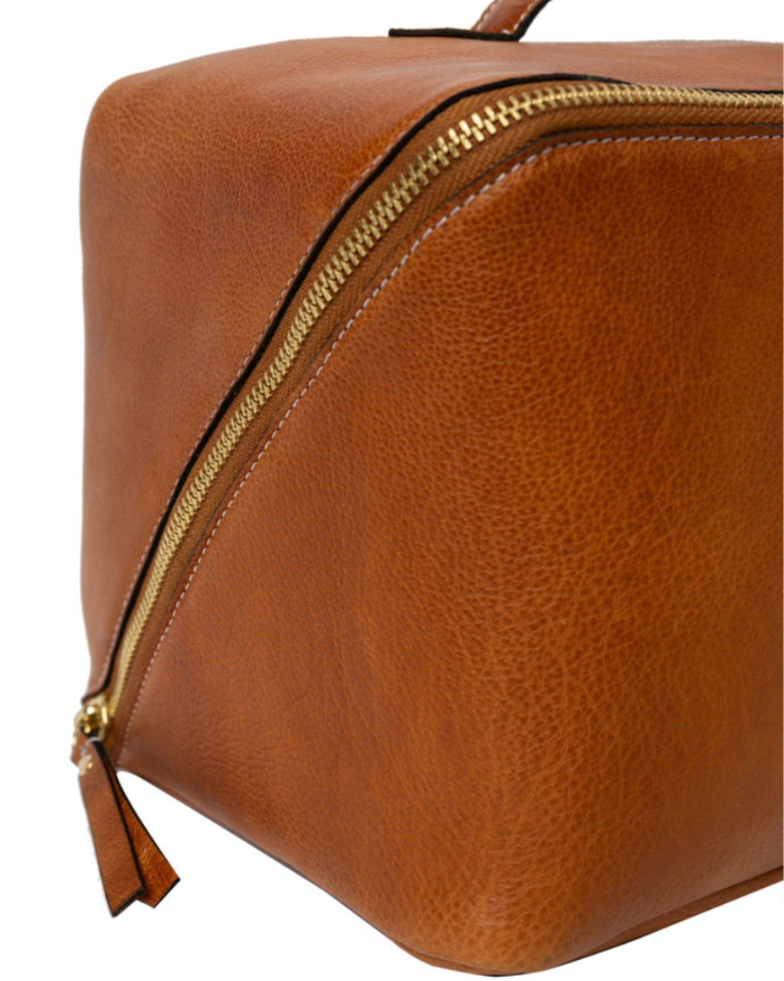 RE PROJECT 10 handcrafted Urban Leather beauty box style knitting needle and notion organizer case from iDOKNiT