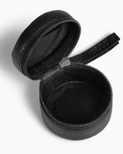 muud HELSINKI genuine leather cylindrical knitting accessories case with zipper closure from iDOKNiT