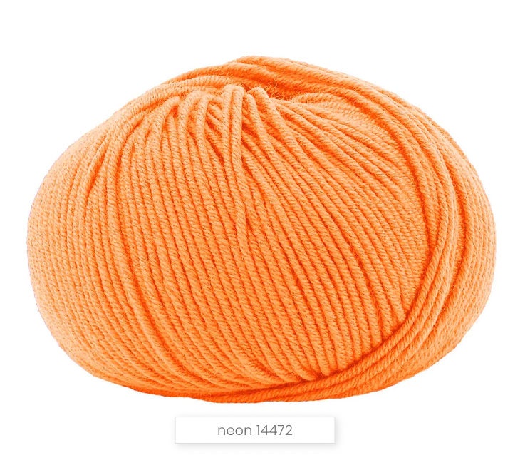 Lana Gatto Super Soft Merino Wool yarn ball – 50g skein