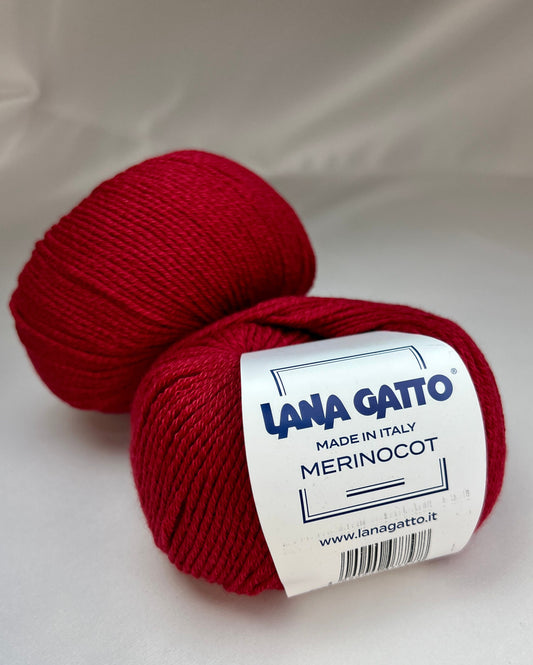 Exclusive iDOKNiT sport weight yarn, MERINOCOT by Lana Gatto Italy. A premium Winter 2025 collection blend of 58% merino wool and 42% cotton, providing 125m per 50g ball. Authentic Italian-made luxury fiber curated by iDOKNiT for trans-seasonal comfort, high breathability, and soft elasticity in knitwear and crochet projects.