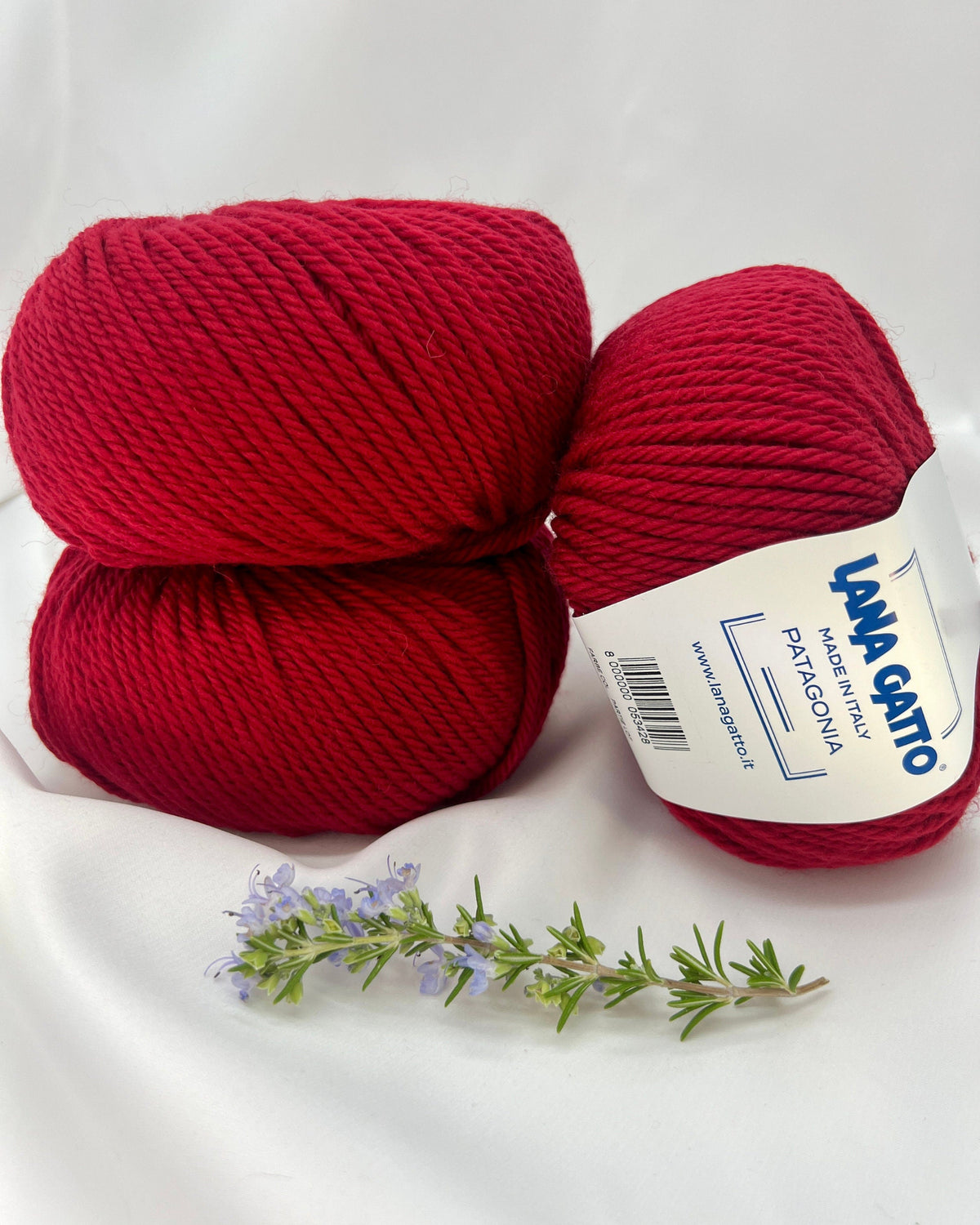 Lana Gatto Patagonia 100 percent pure new wool Italian super chunky yarn from iDOKNiT