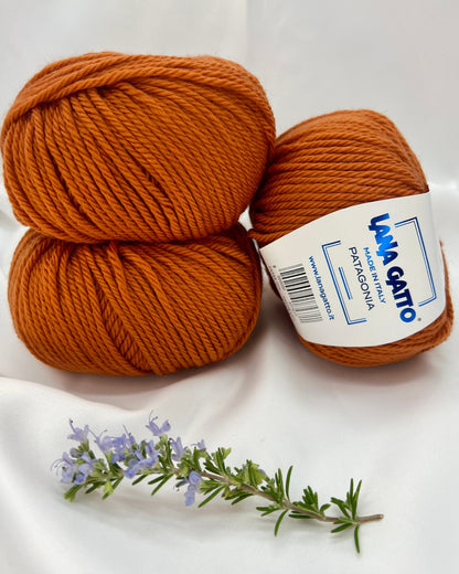 Lana Gatto Patagonia 100 percent pure new wool Italian super chunky yarn from iDOKNiT