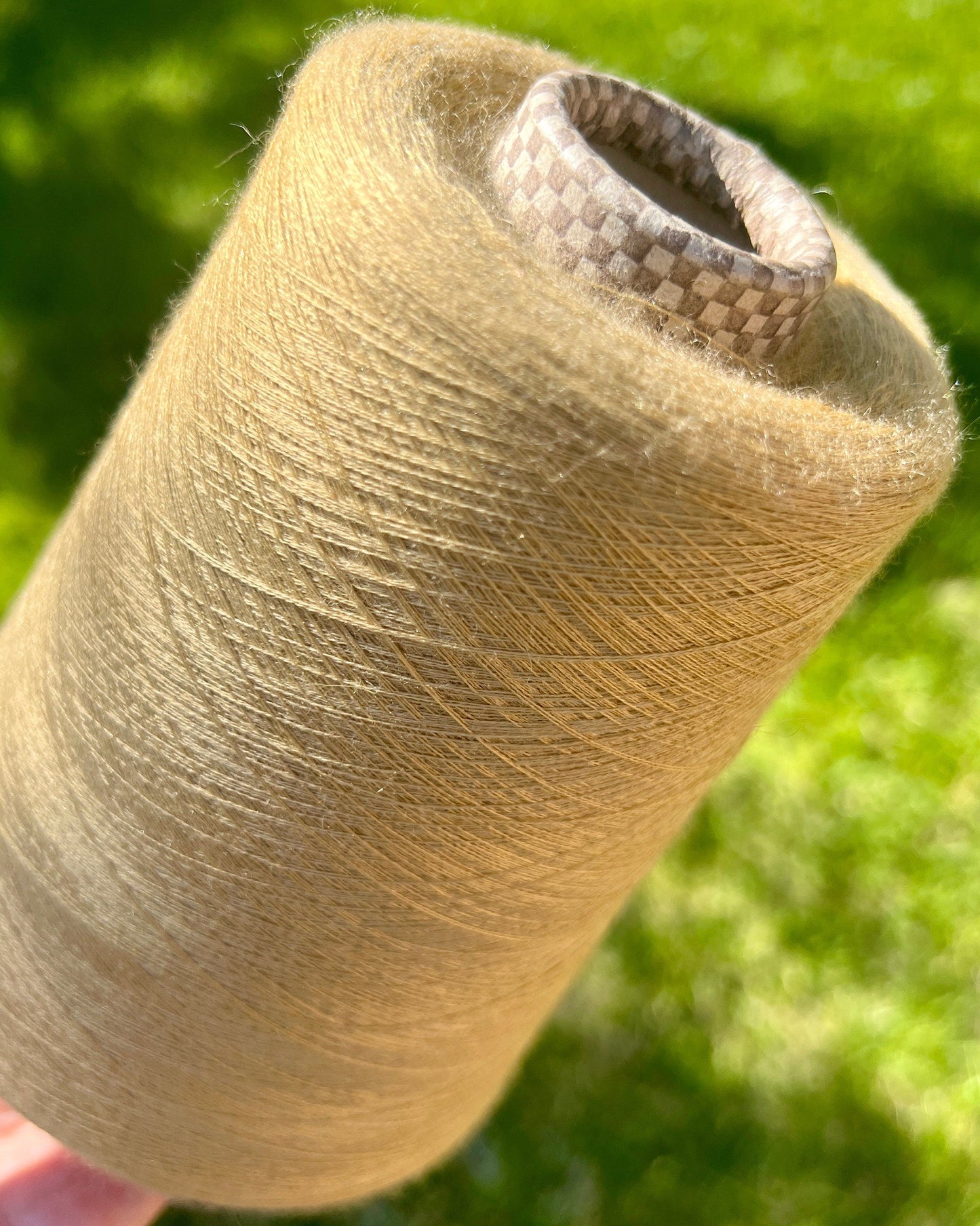 ROYAL cashmere silk yarn in camel, luxury Italian lace weight yarn with 6000m per 100g.