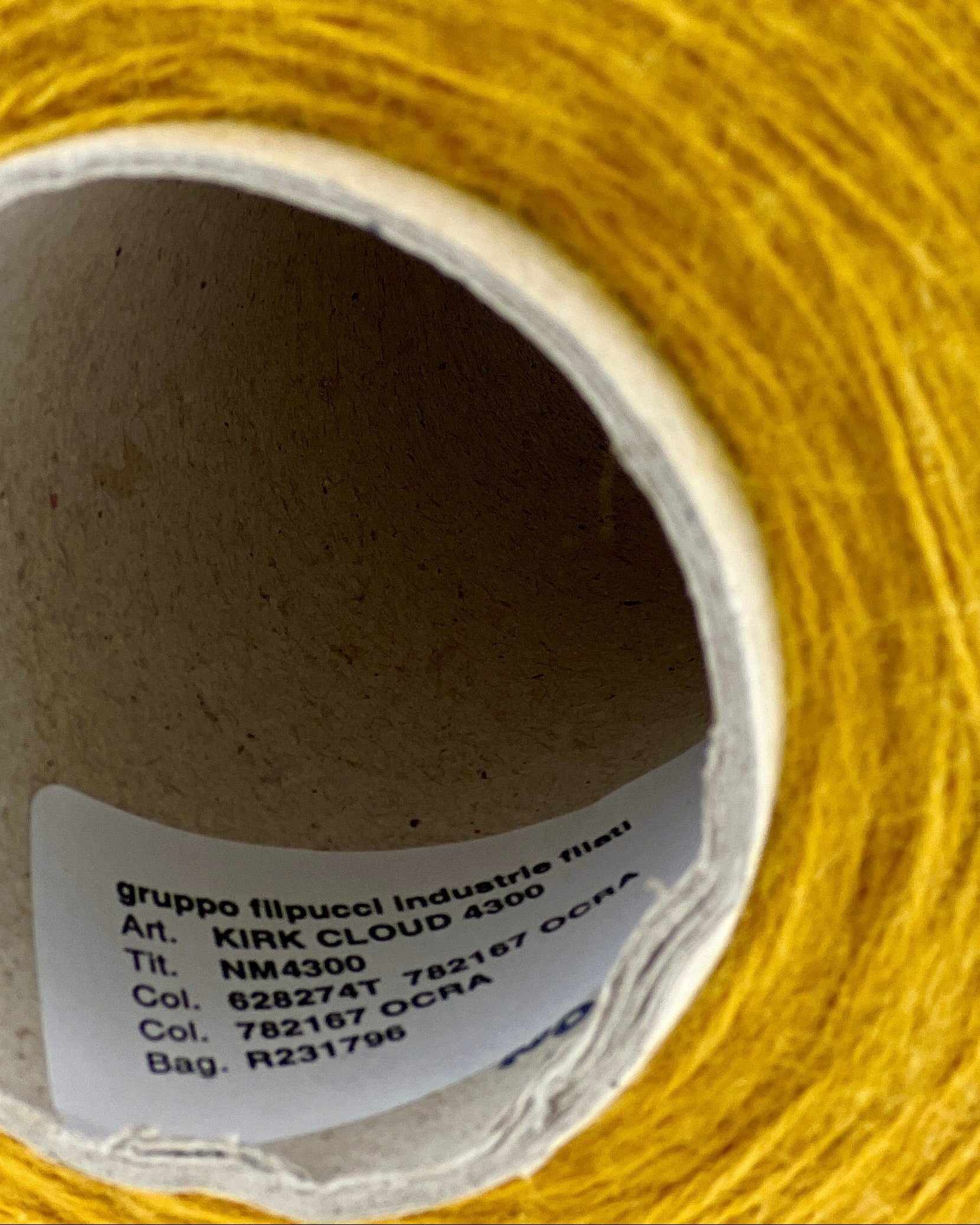 KIRK CLOUD by Gruppo Filpucci Italy, luxury fingering yarn, 75% cashmere 25% super kid mohair, Nm 4300, 430 meters per 100 grams, soft halo Italian yarn