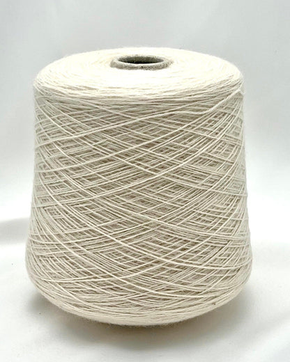 KIRK CLOUD by Gruppo Filpucci Italy, luxury fingering yarn, 75% cashmere 25% super kid mohair, Nm 4300, 430 meters per 100 grams, soft halo Italian yarn